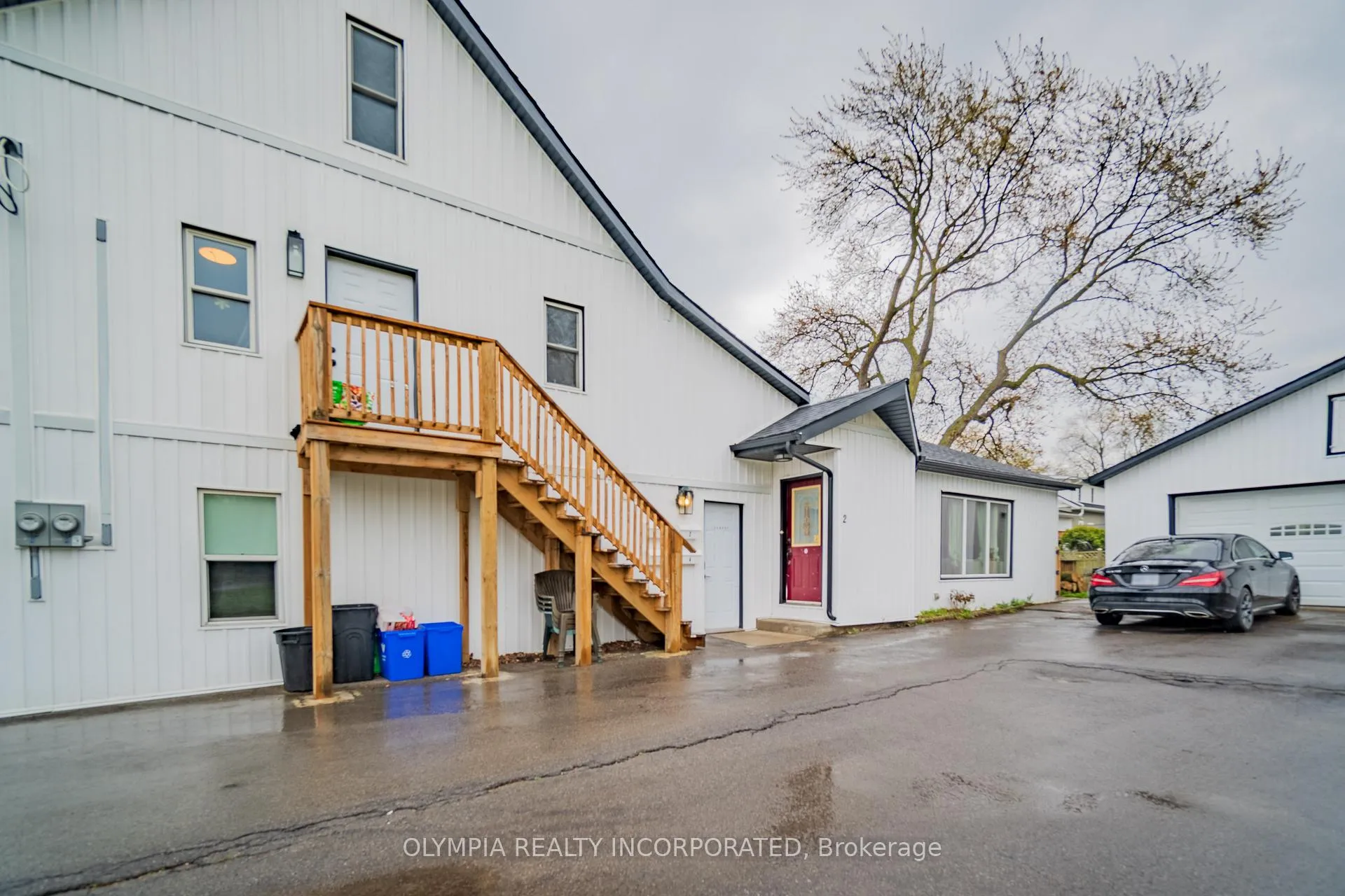 Photo 2 of 5448 Hamilton Street, Niagara Falls, Downtown — HOMEH