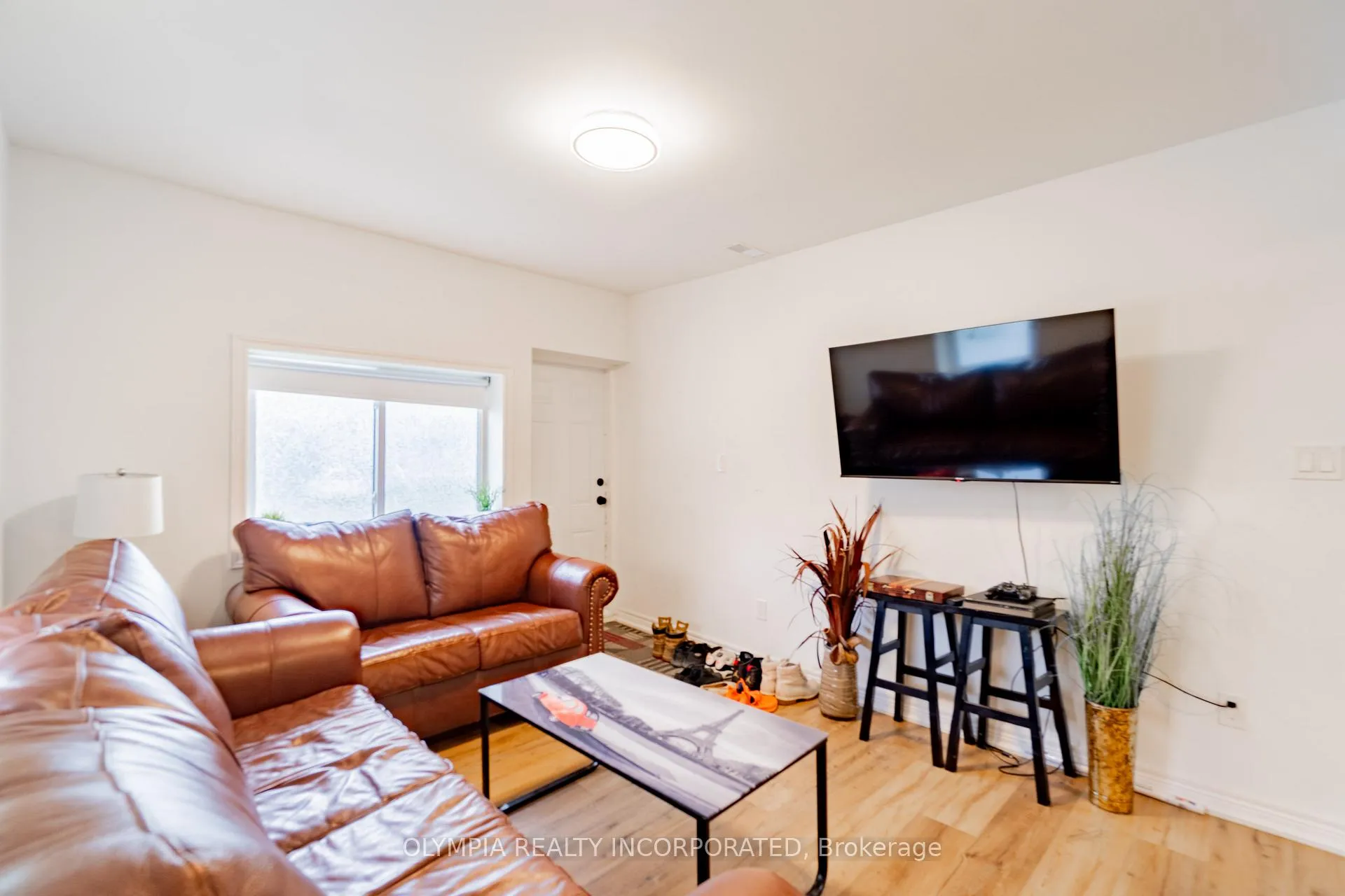 Photo 7 of 5448 Hamilton Street, Niagara Falls, Downtown — HOMEH