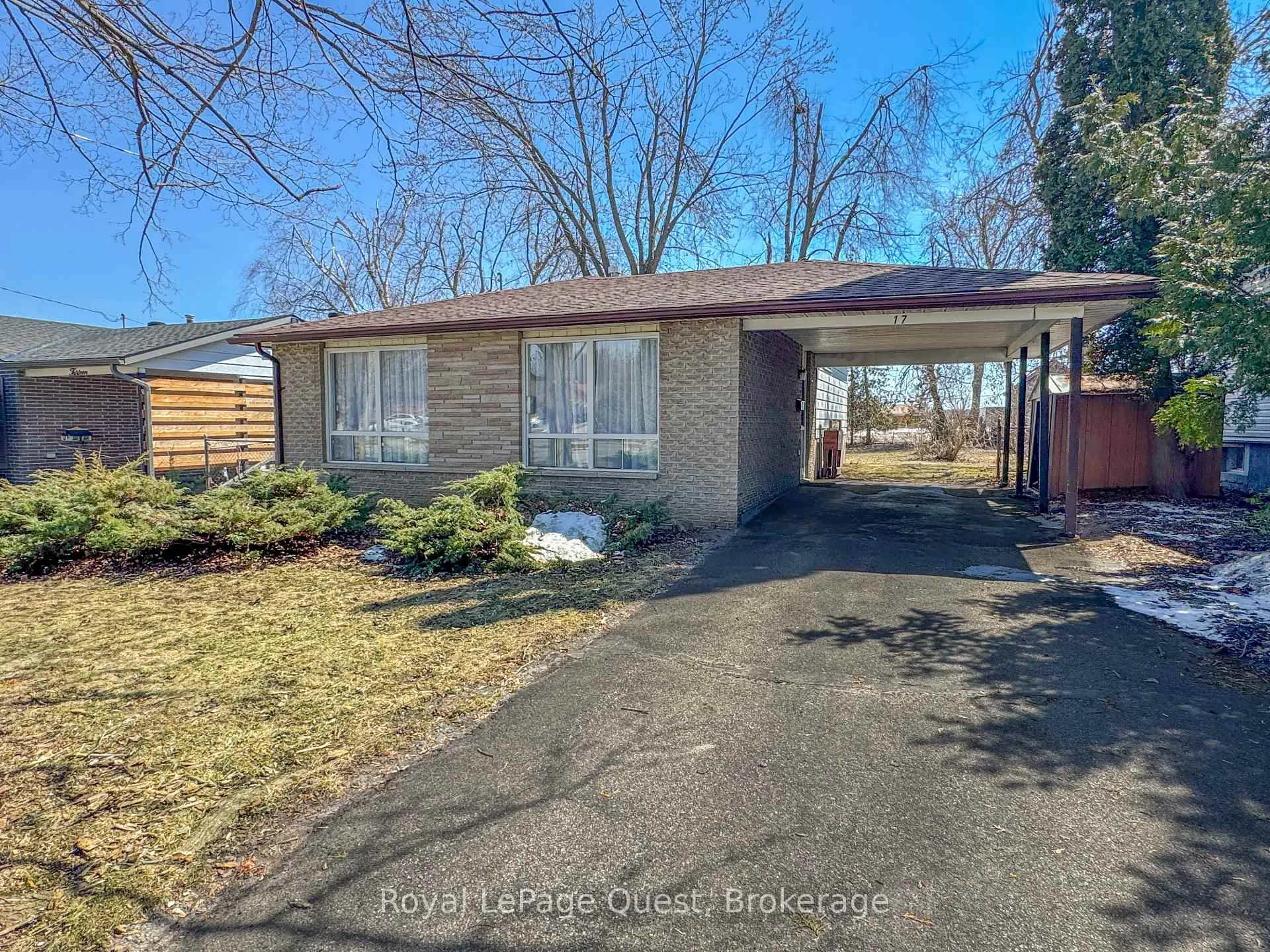 Photo 2 of 17 Rose Avenue, Orillia — HOMEH