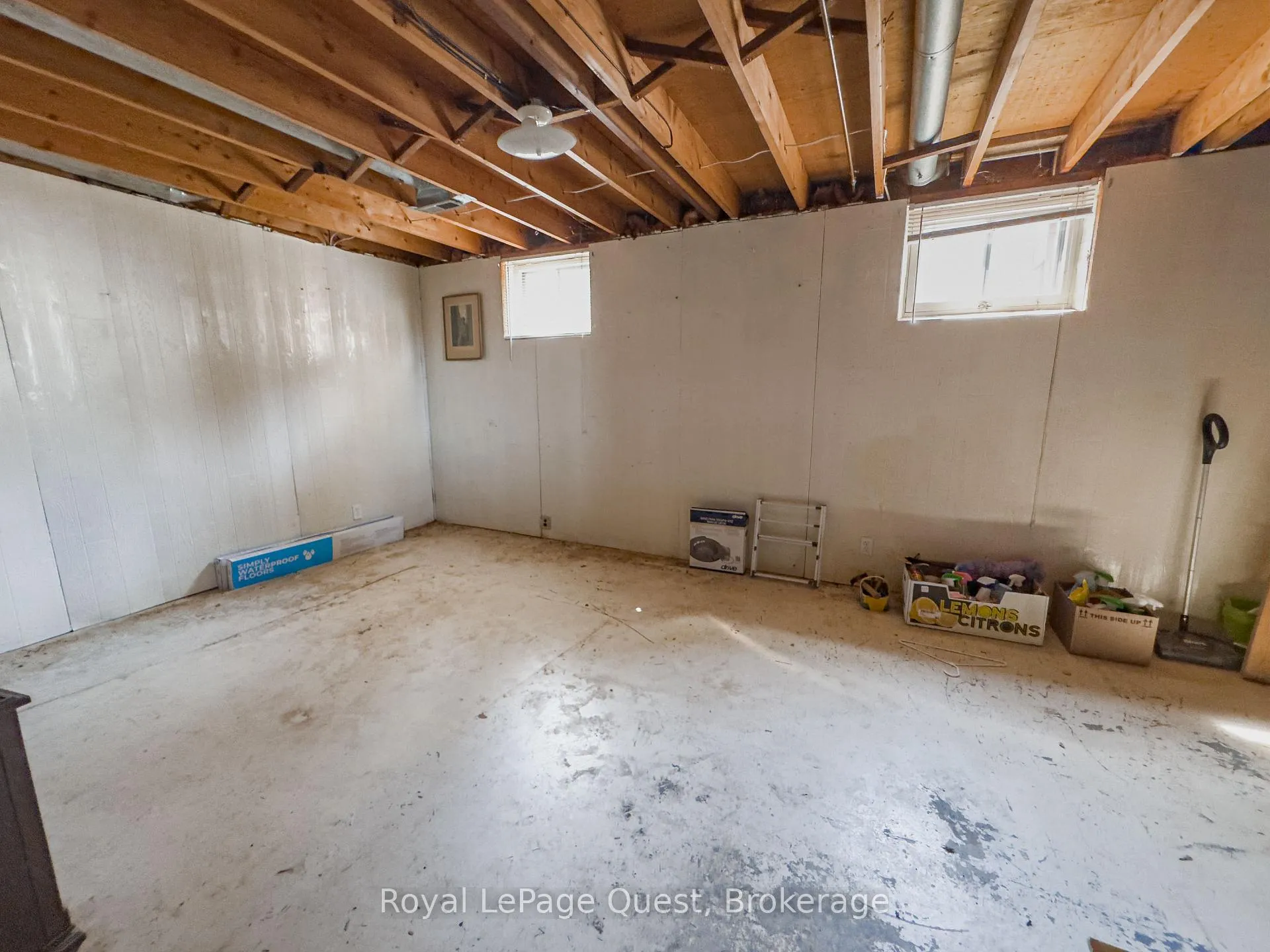 Photo 23 of 17 Rose Avenue, Orillia — HOMEH