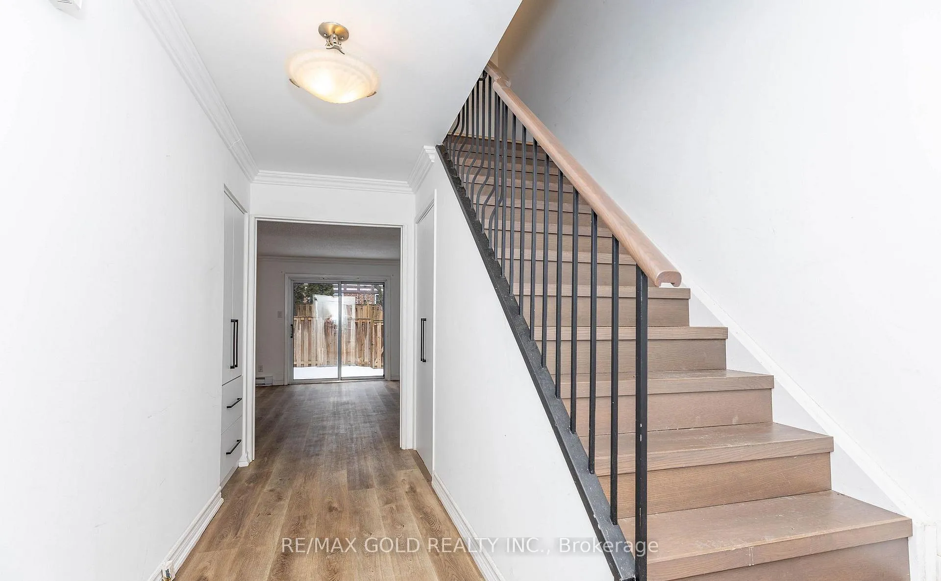 Photo 6 of 20 Harper Way, Markham, Aileen-Willowbrook — HOMEH
