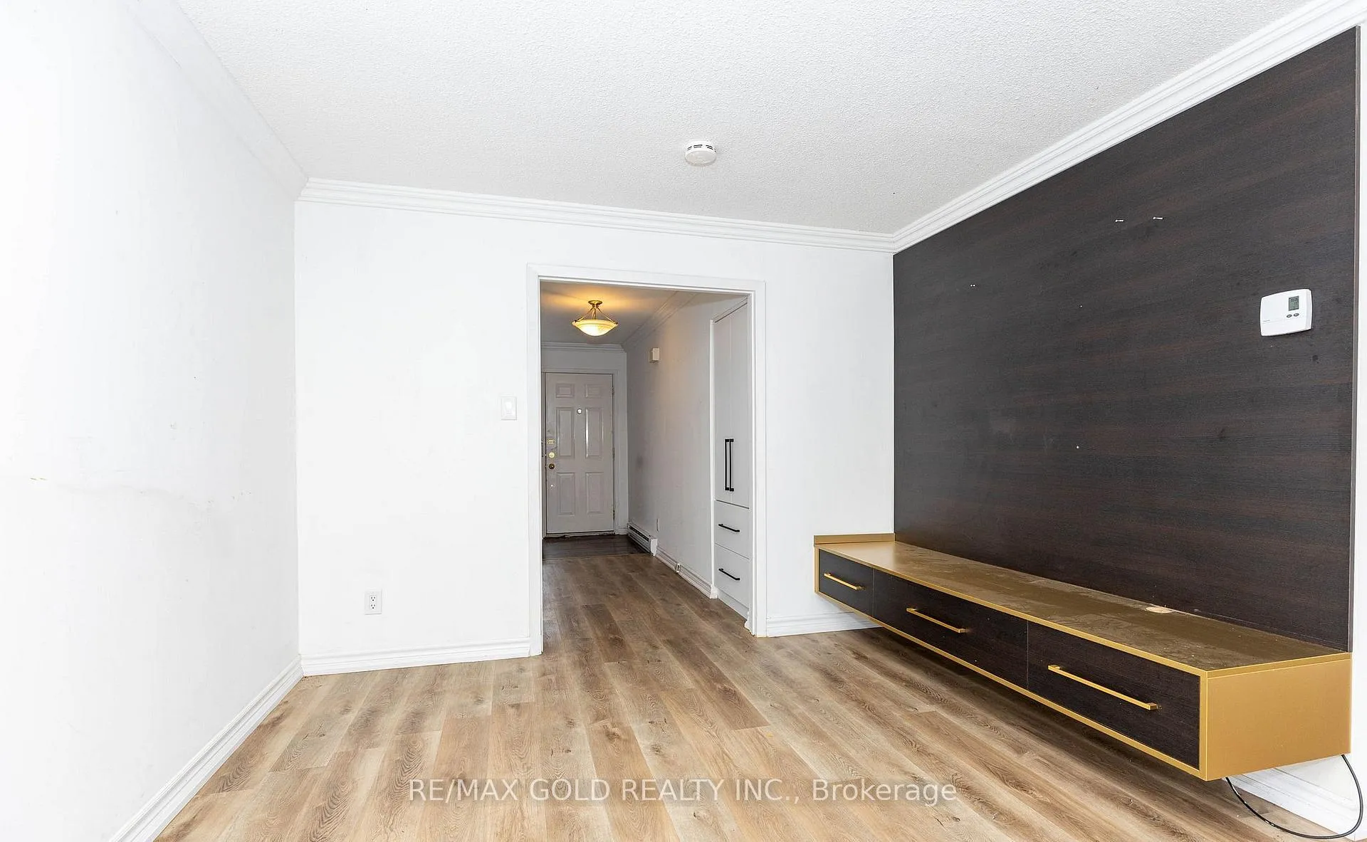 Photo 10 of 20 Harper Way, Markham, Aileen-Willowbrook — HOMEH