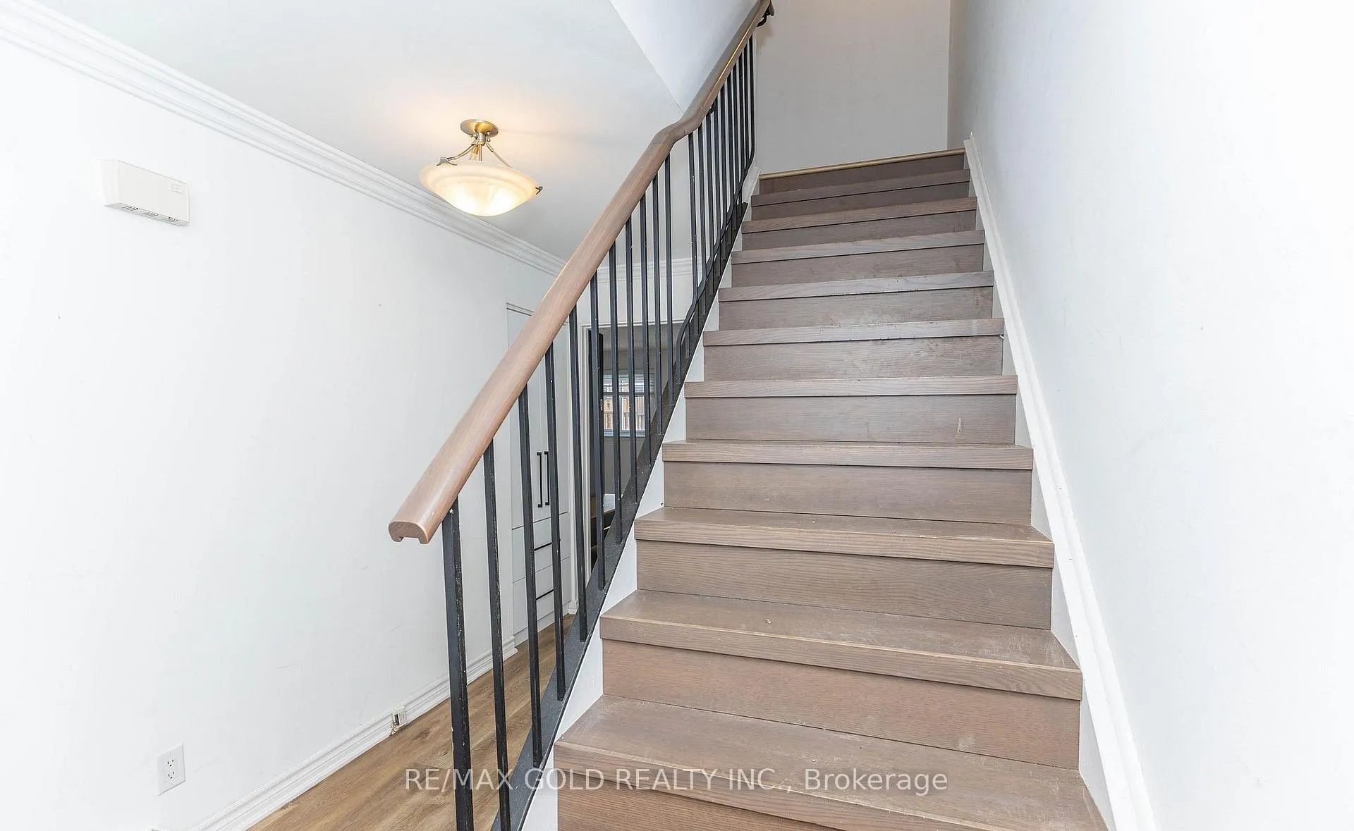 Photo 19 of 20 Harper Way, Markham, Aileen-Willowbrook — HOMEH
