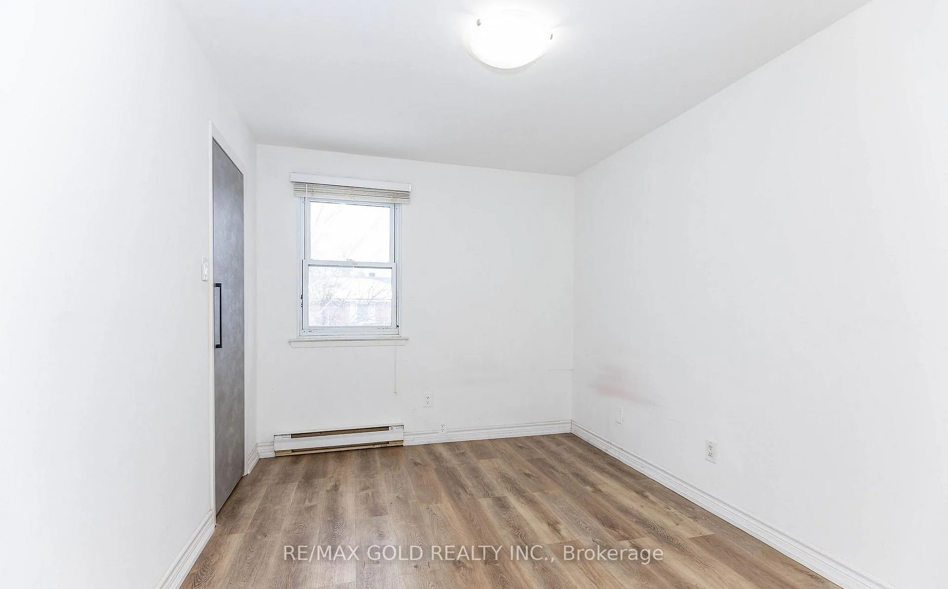 Photo 21 of 20 Harper Way, Markham, Aileen-Willowbrook — HOMEH
