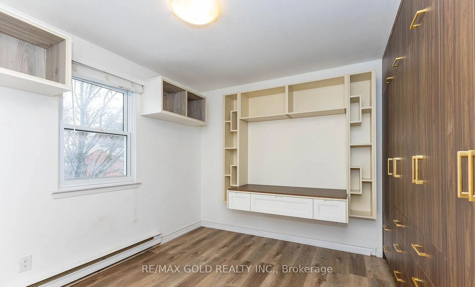 Photo 23 of 20 Harper Way, Markham, Aileen-Willowbrook — HOMEH