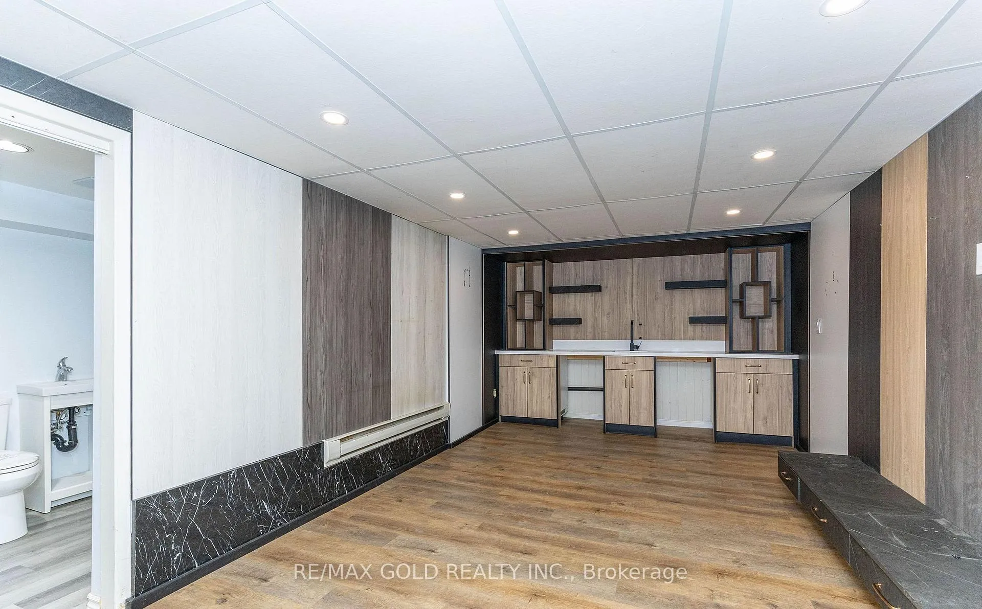 Photo 37 of 20 Harper Way, Markham, Aileen-Willowbrook — HOMEH