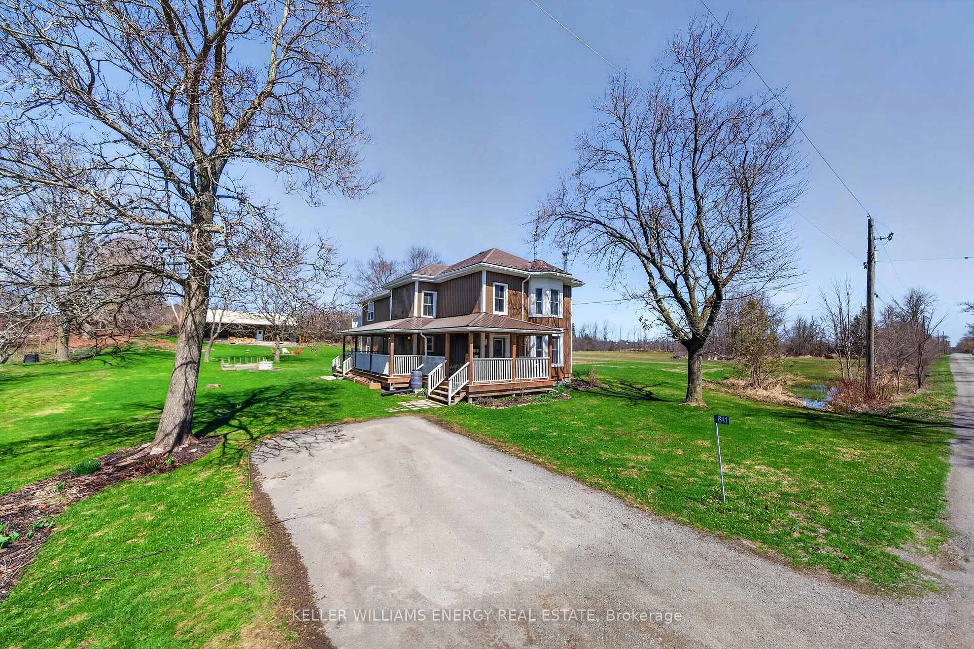 Front of 641 Melville Road