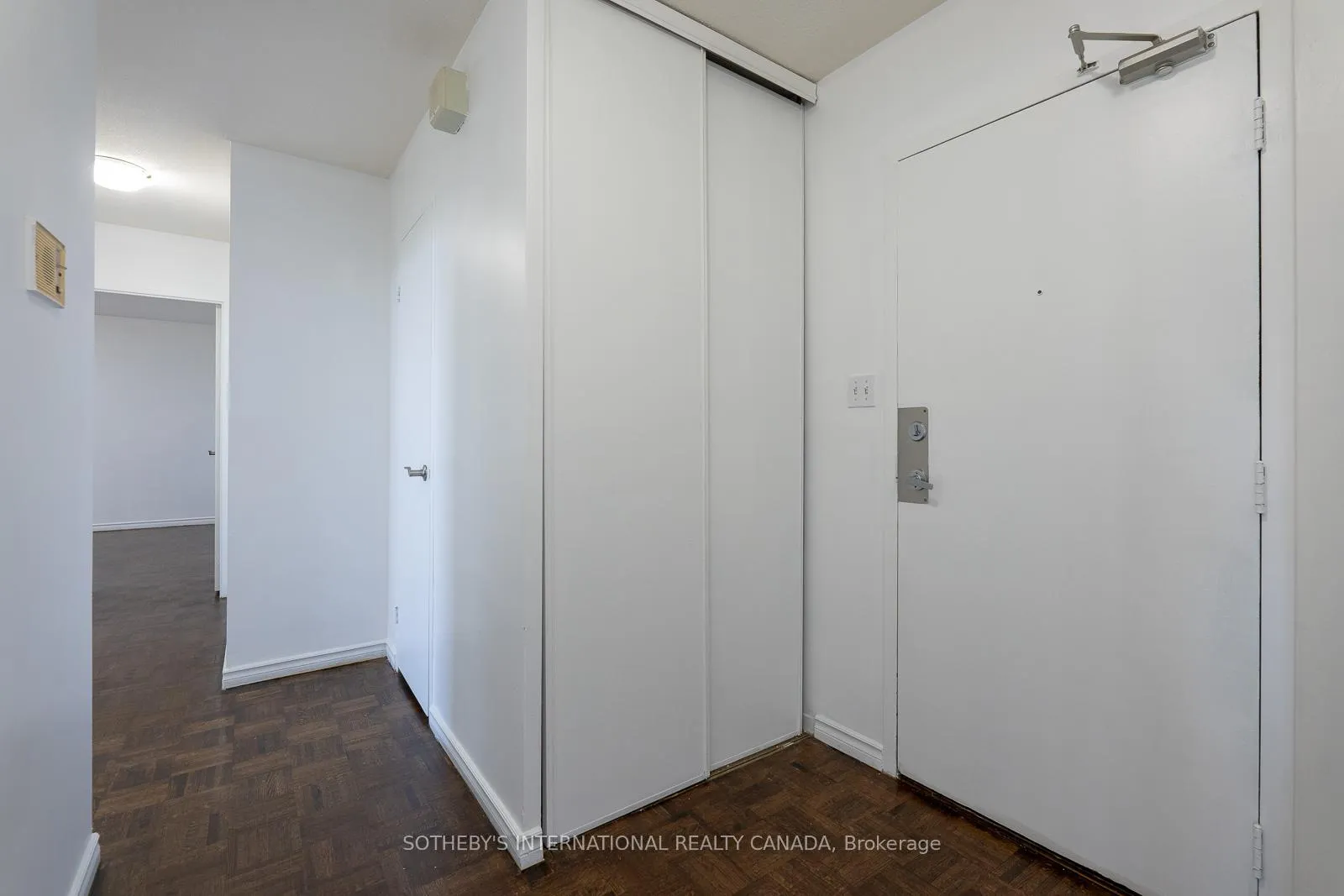 Photo 4 of Unit 706, 60 Pavane Link Way, Toronto, Flemingdon Park — HOMEH
