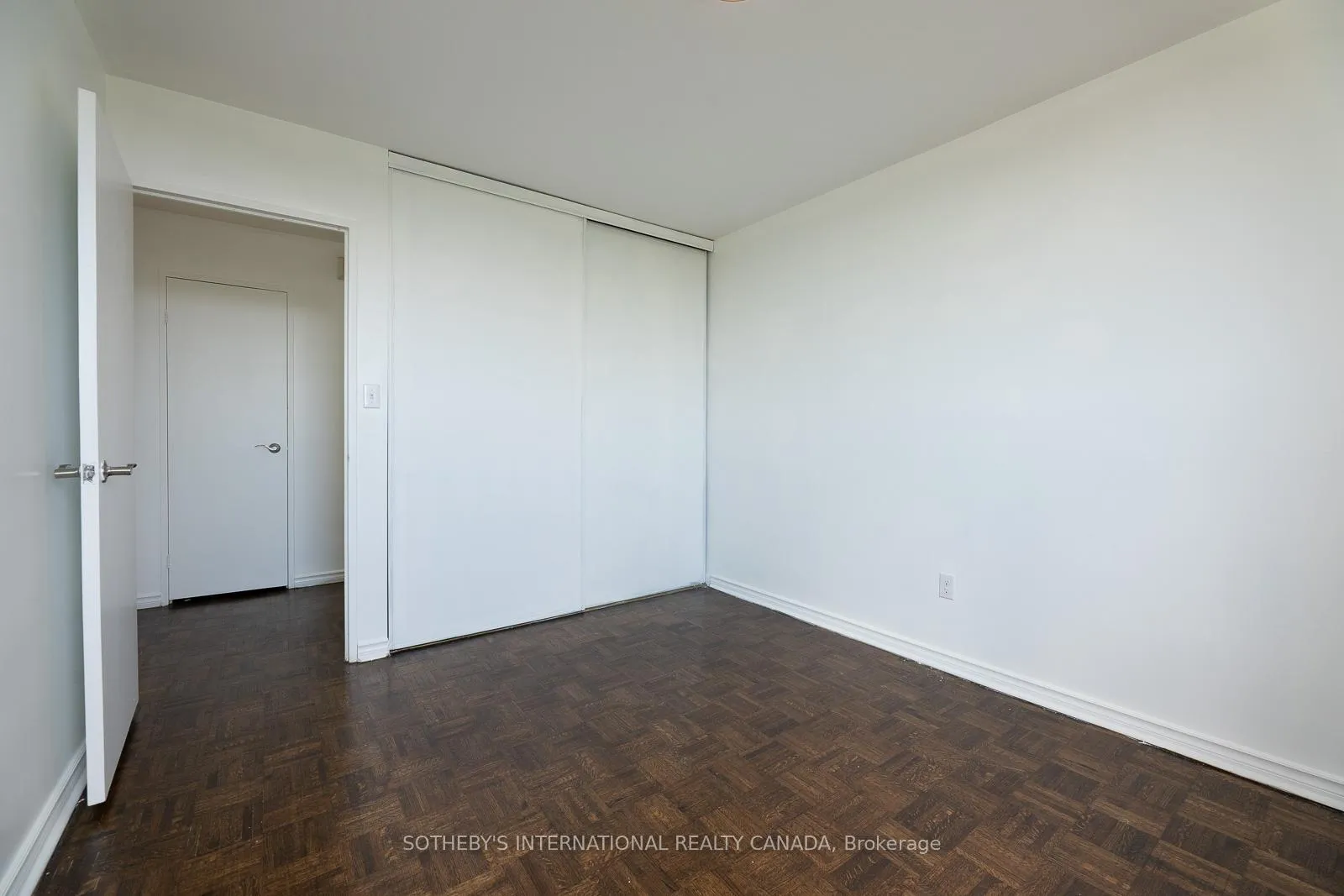 Photo 12 of Unit 706, 60 Pavane Link Way, Toronto, Flemingdon Park — HOMEH