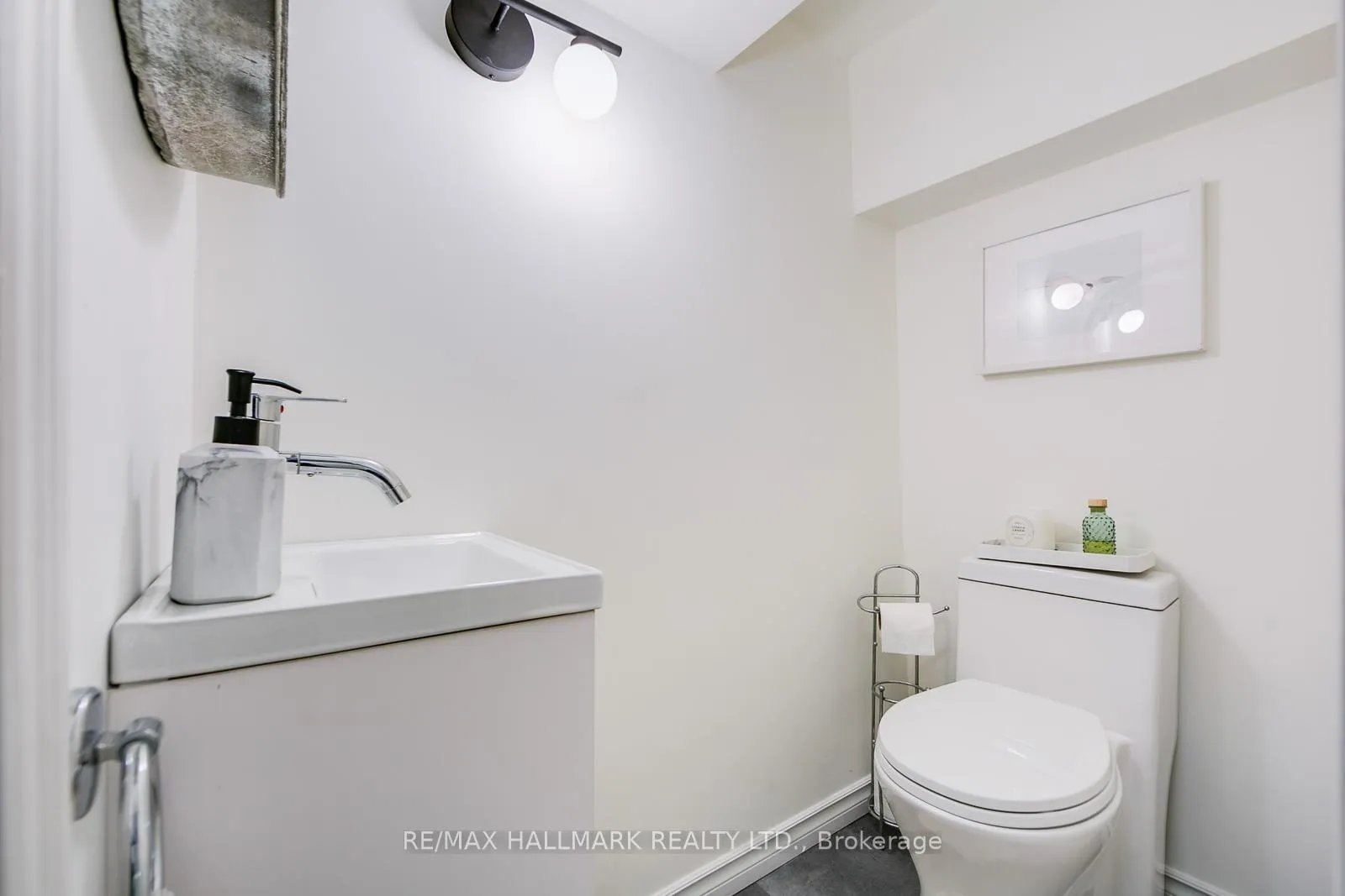 Photo 41 of 120 Warden Avenue, Scarborough, Birchcliffe-Cliffside — HOMEH