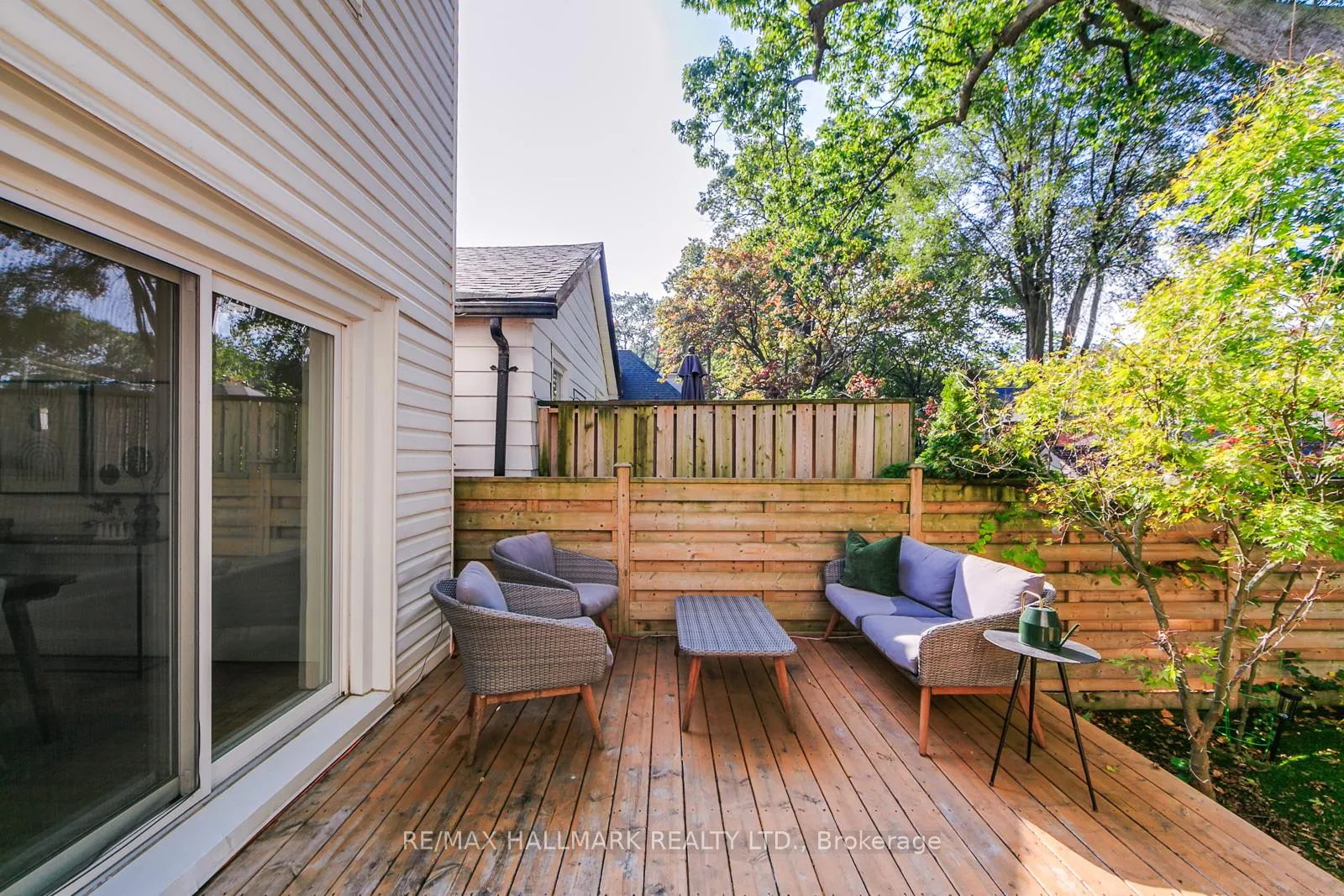 Photo 43 of 120 Warden Avenue, Scarborough, Birchcliffe-Cliffside — HOMEH