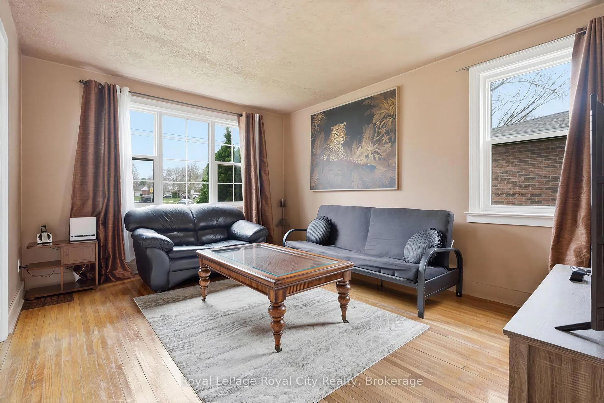 Photo 17 of 513 Speedvale Avenue E, Guelph, Victoria North — HOMEH