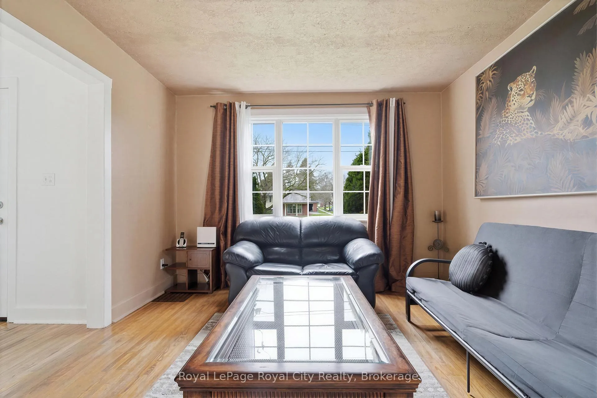 Photo 18 of 513 Speedvale Avenue E, Guelph, Victoria North — HOMEH