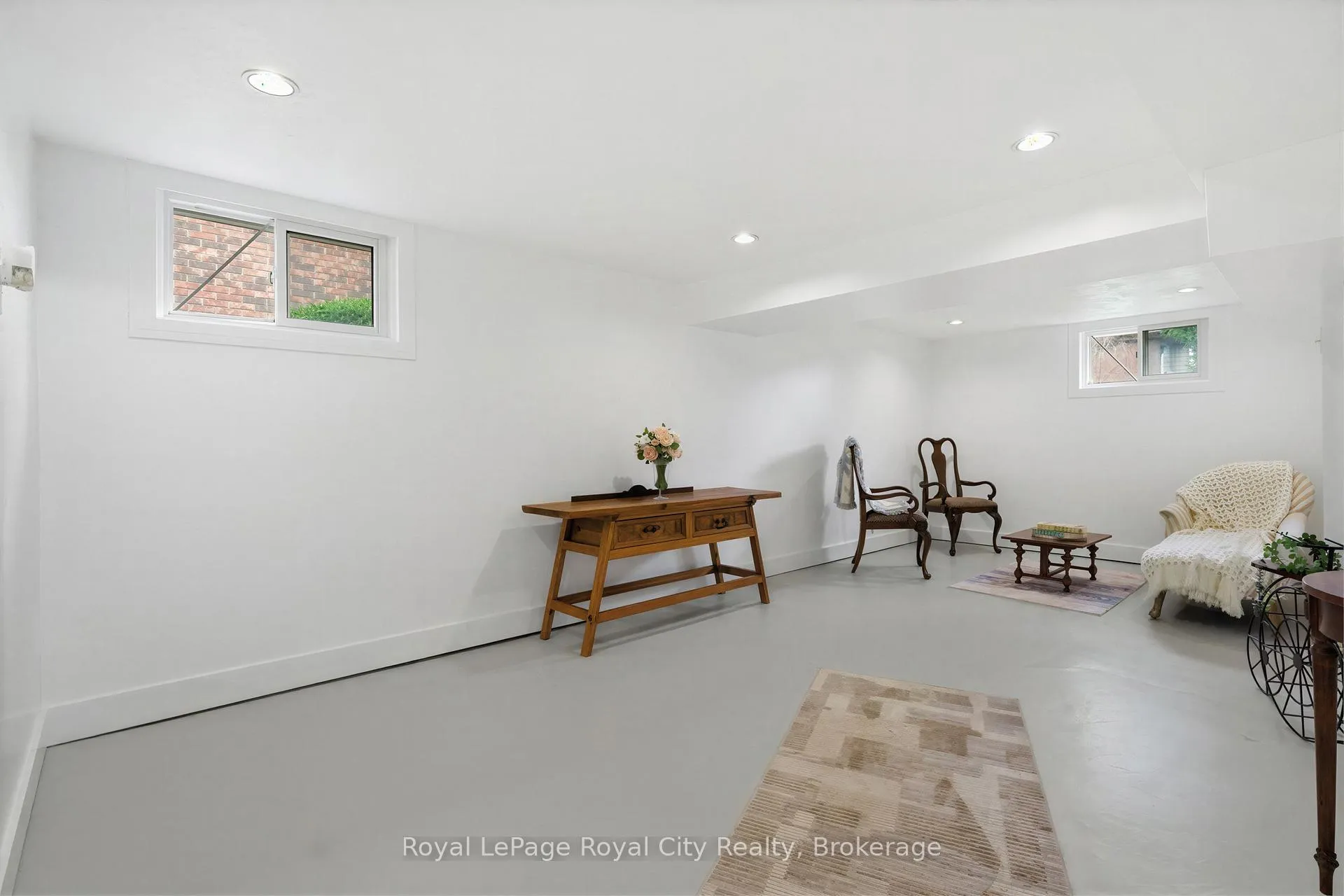 Photo 30 of 513 Speedvale Avenue E, Guelph, Victoria North — HOMEH