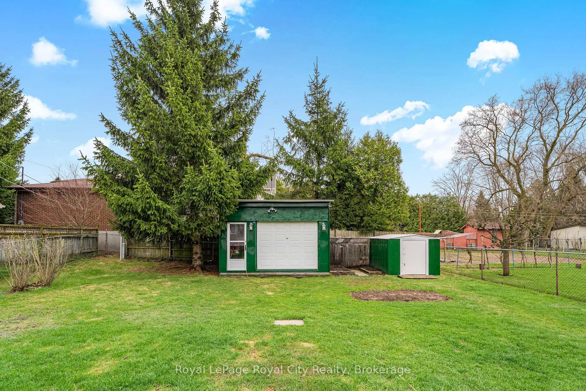 Photo 32 of 513 Speedvale Avenue E, Guelph, Victoria North — HOMEH