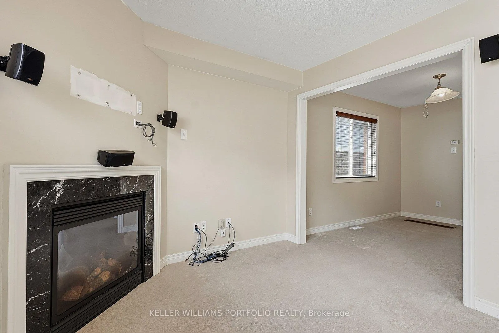 Photo 16 of 32 Warnford Circle, Ajax, Northeast Ajax — HOMEH
