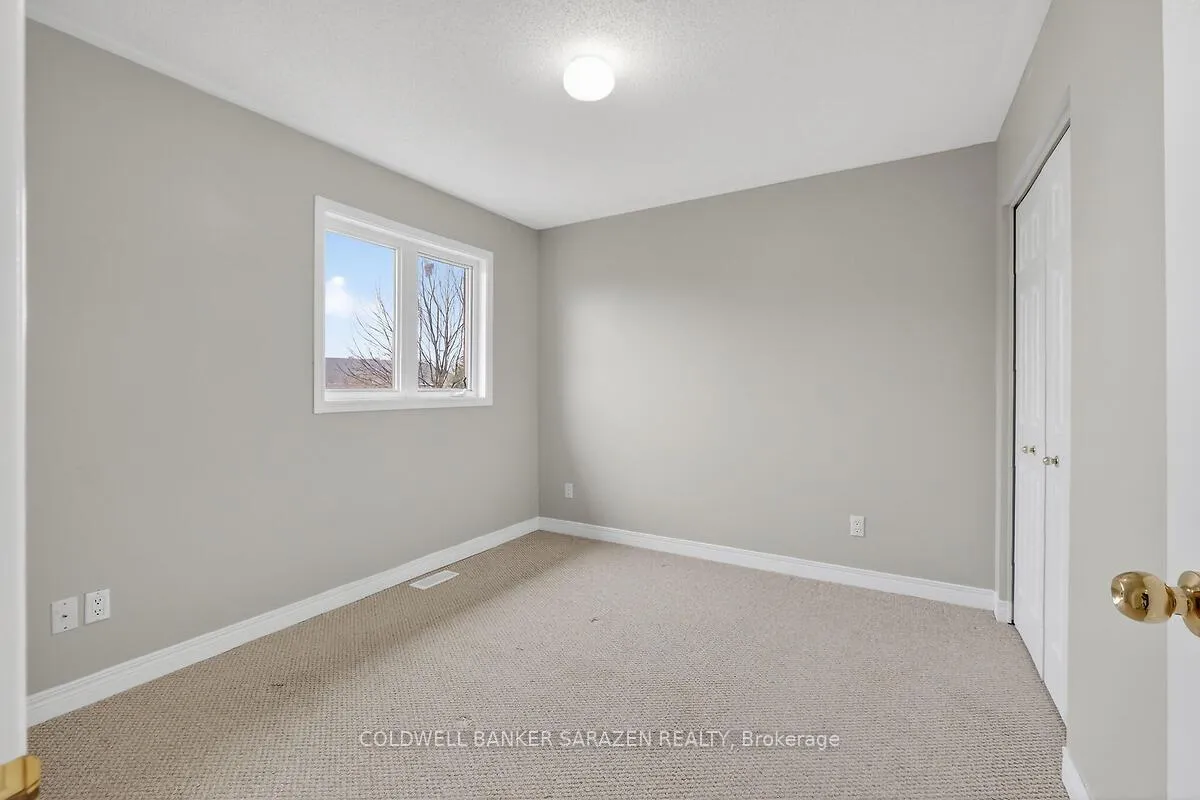 Photo 24 of 33 Rialto Way, Ottawa, Hunt Club Park/Greenboro — HOMEH