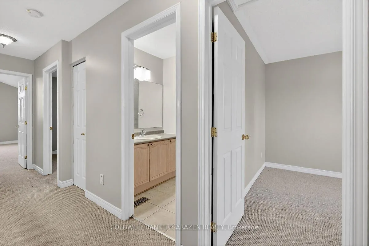Photo 27 of 33 Rialto Way, Ottawa, Hunt Club Park/Greenboro — HOMEH