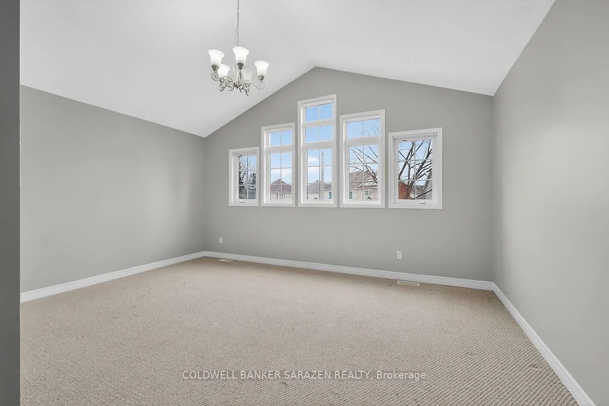 Photo 32 of 33 Rialto Way, Ottawa, Hunt Club Park/Greenboro — HOMEH