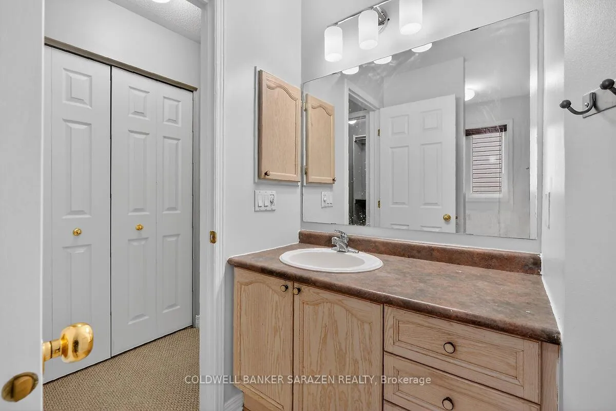 Photo 38 of 33 Rialto Way, Ottawa, Hunt Club Park/Greenboro — HOMEH