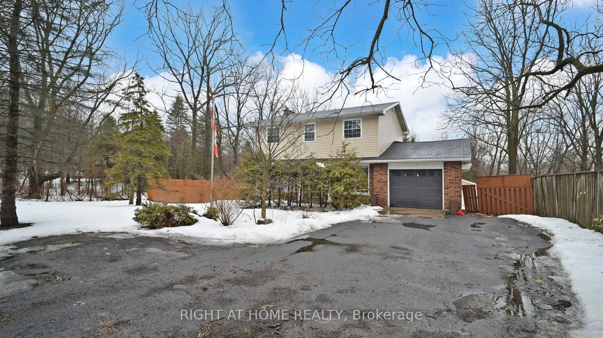 Front of 301 Garner Road E