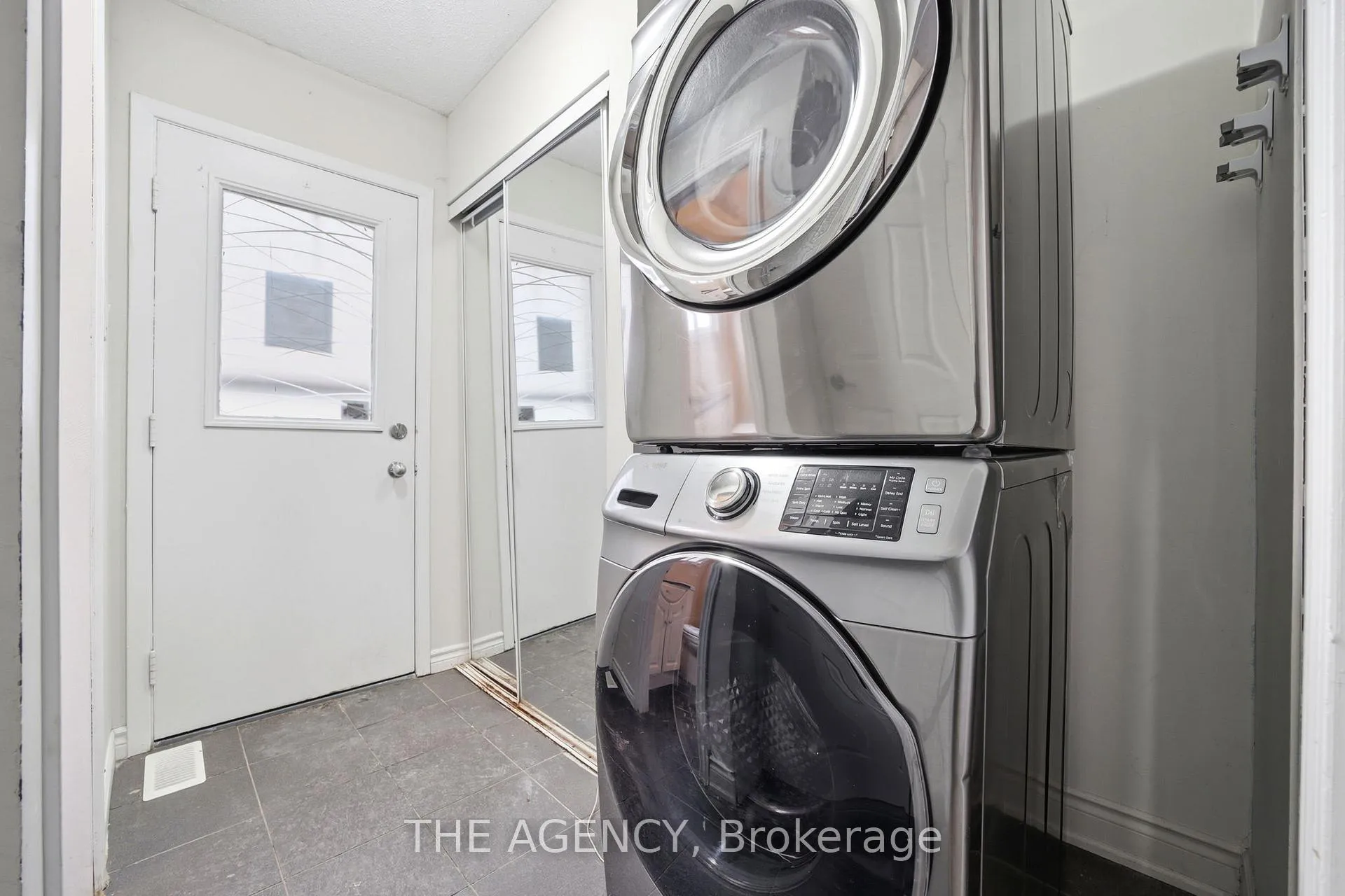 Photo 6 of 416 Hansen Road N, Brampton, Madoc — HOMEH