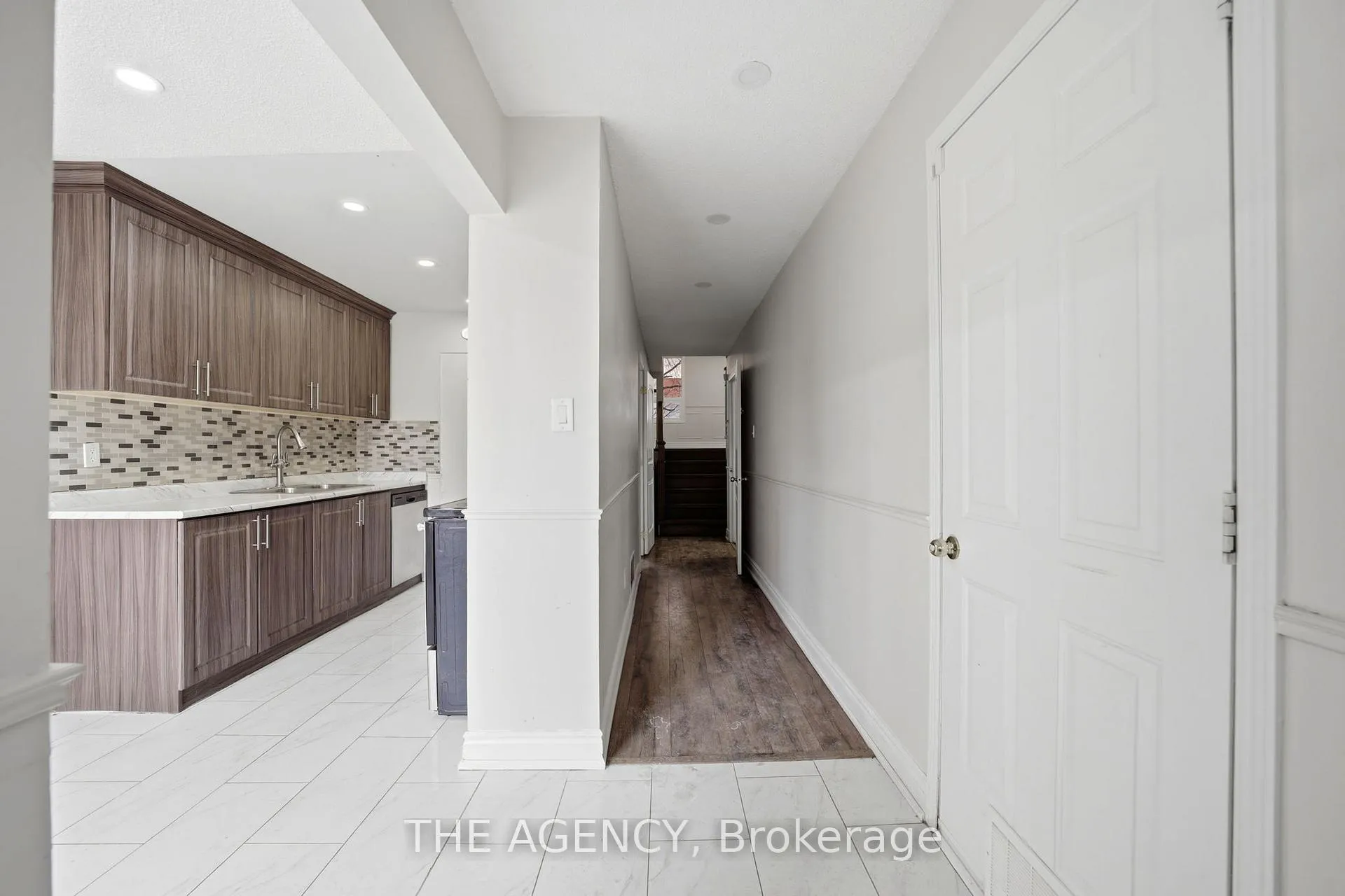 Photo 7 of 416 Hansen Road N, Brampton, Madoc — HOMEH