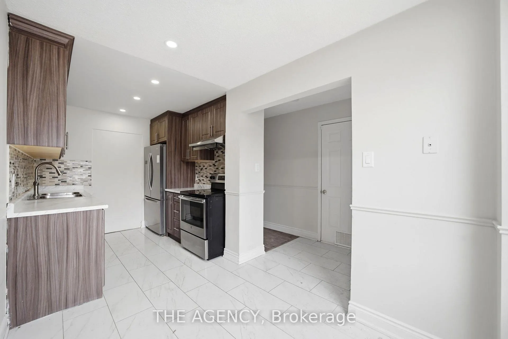 Photo 8 of 416 Hansen Road N, Brampton, Madoc — HOMEH