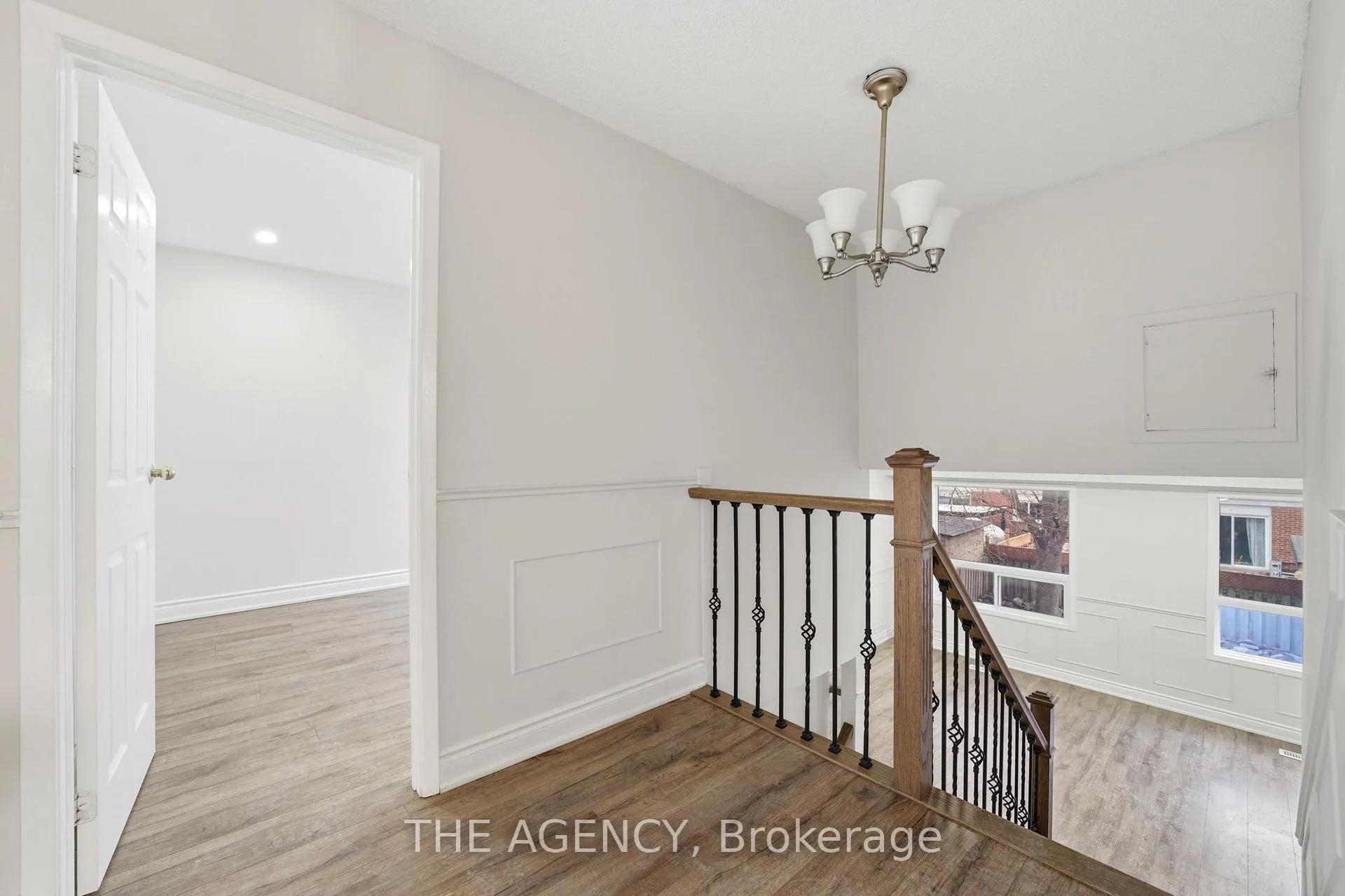 Photo 19 of 416 Hansen Road N, Brampton, Madoc — HOMEH