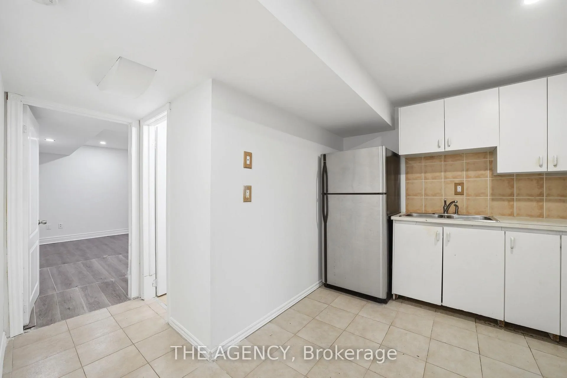 Photo 33 of 416 Hansen Road N, Brampton, Madoc — HOMEH