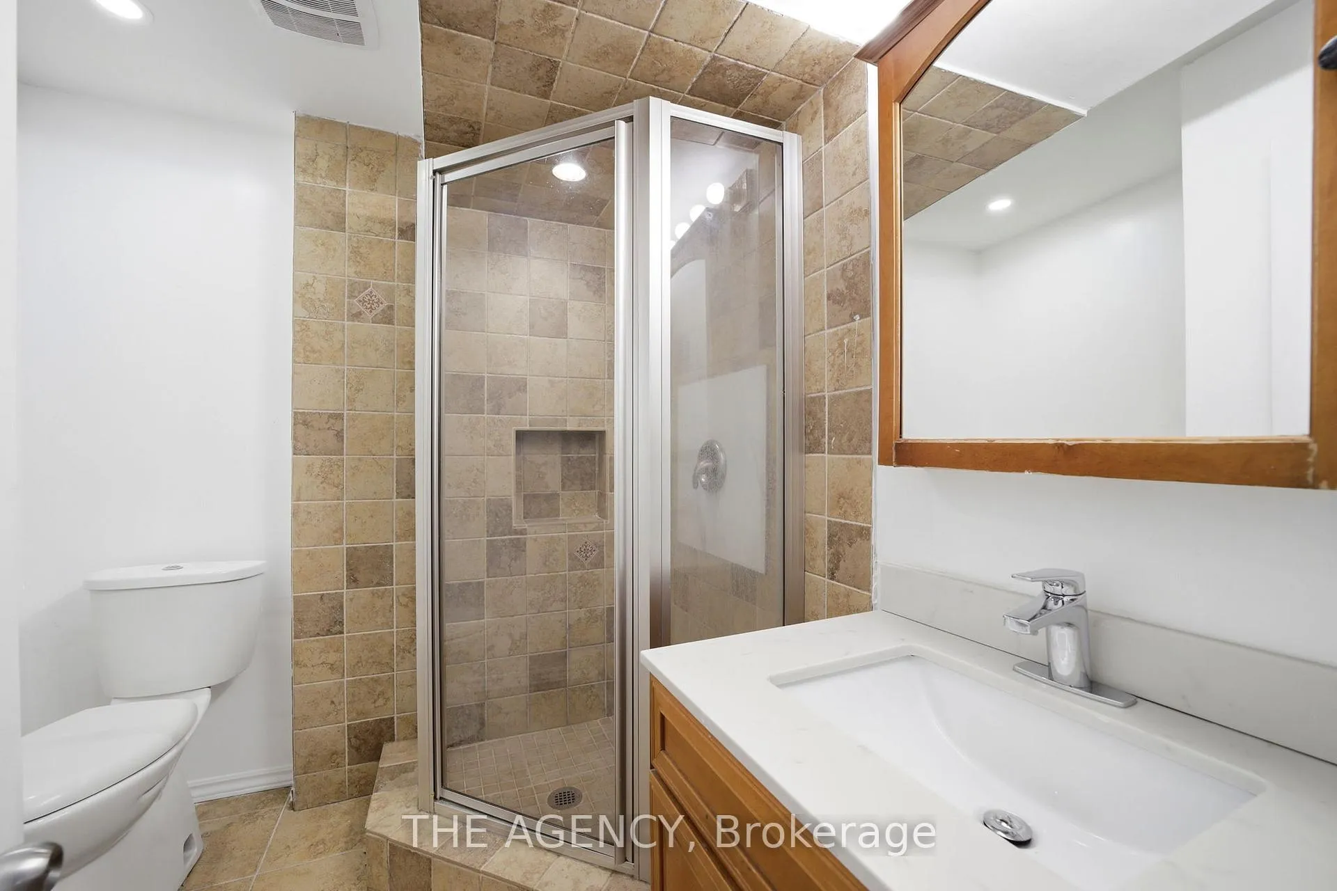 Photo 34 of 416 Hansen Road N, Brampton, Madoc — HOMEH