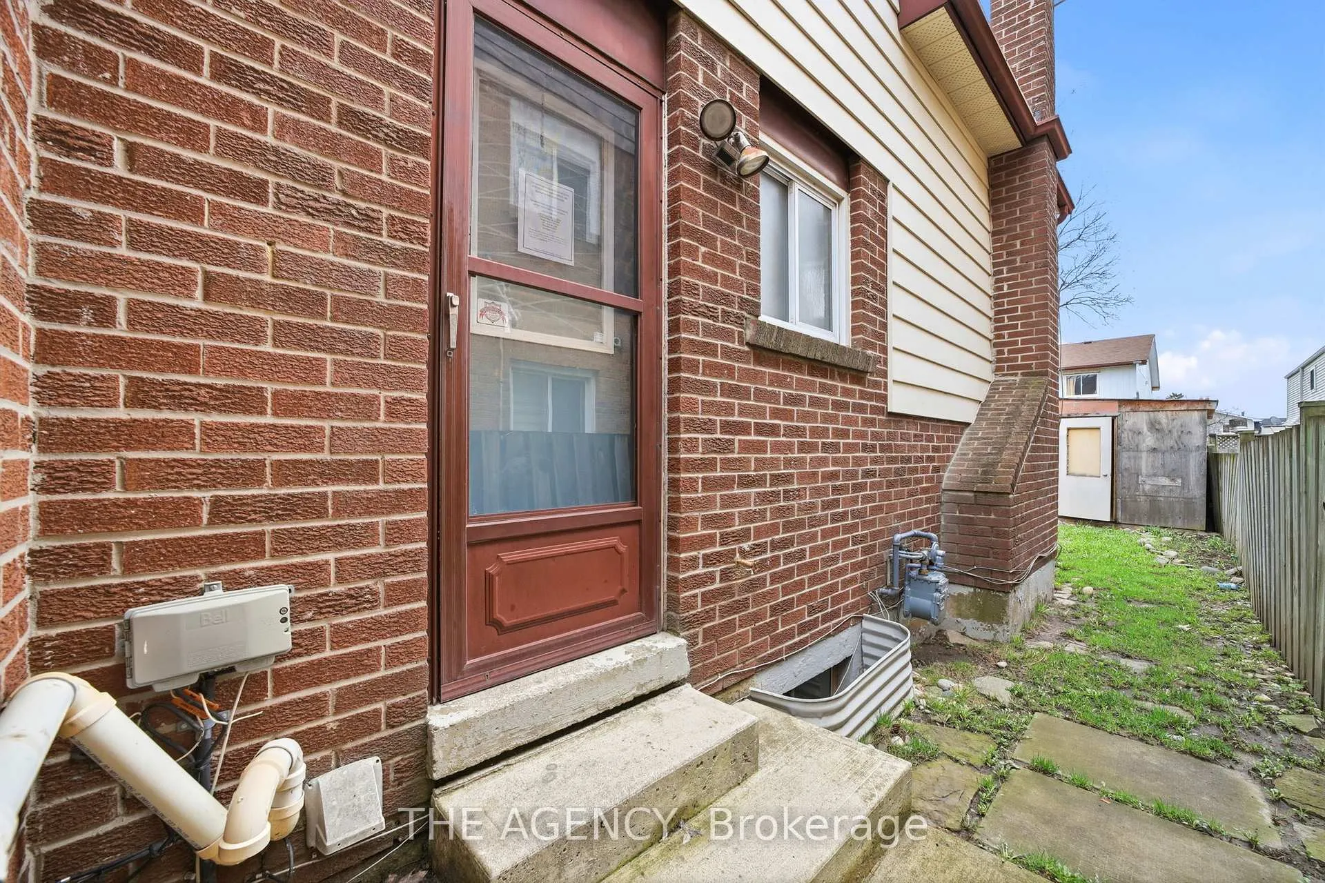 Photo 38 of 416 Hansen Road N, Brampton, Madoc — HOMEH
