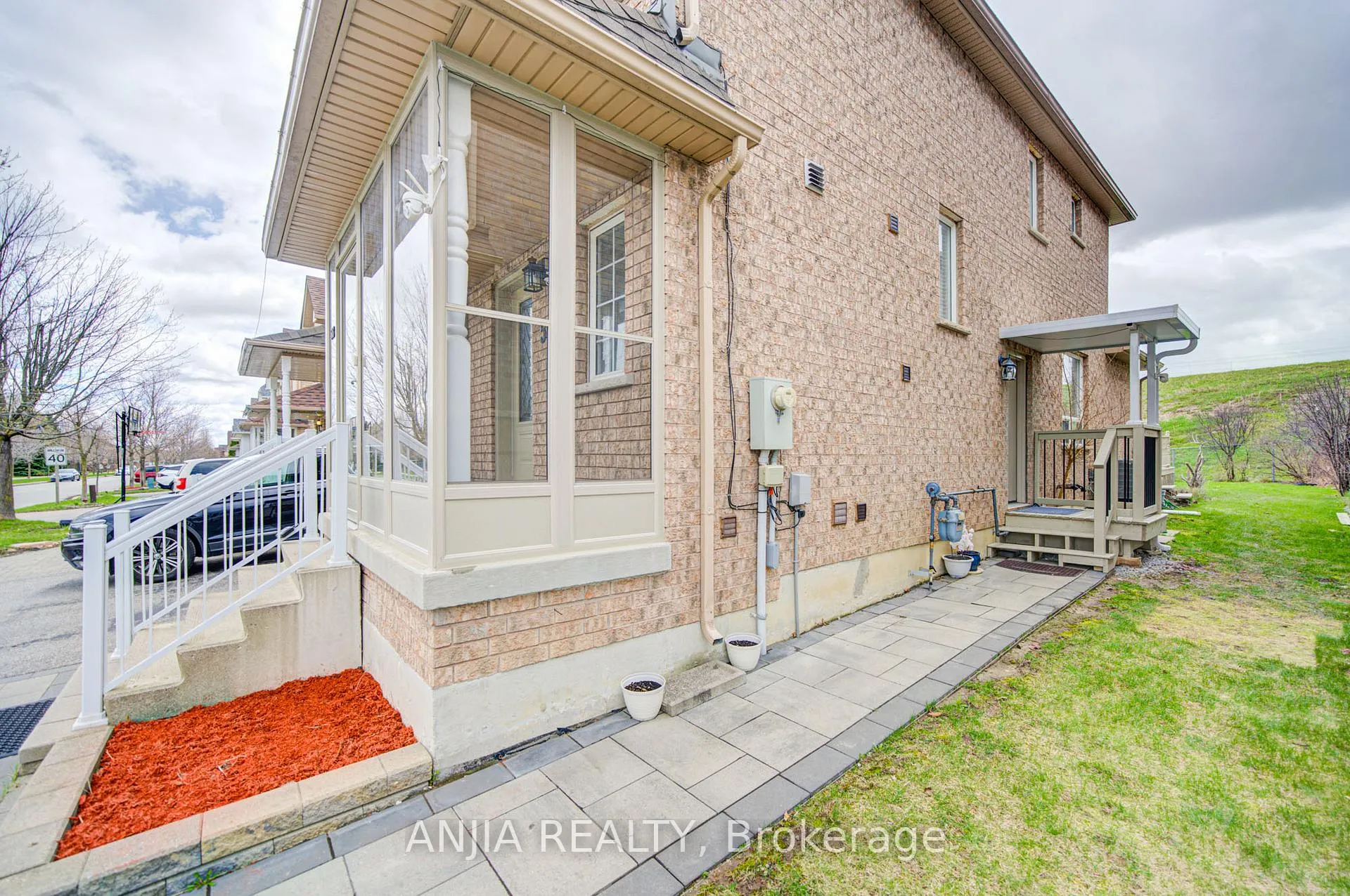 Photo 45 of 503 Caboto Trail, Markham, Village Green-South Unionville — HOMEH