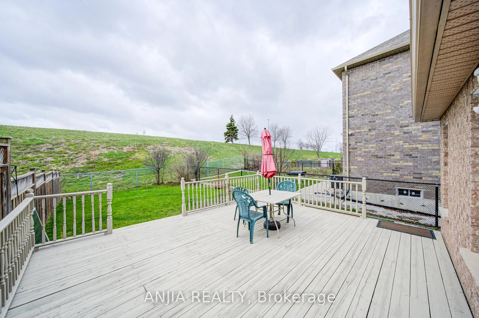 Photo 46 of 503 Caboto Trail, Markham, Village Green-South Unionville — HOMEH