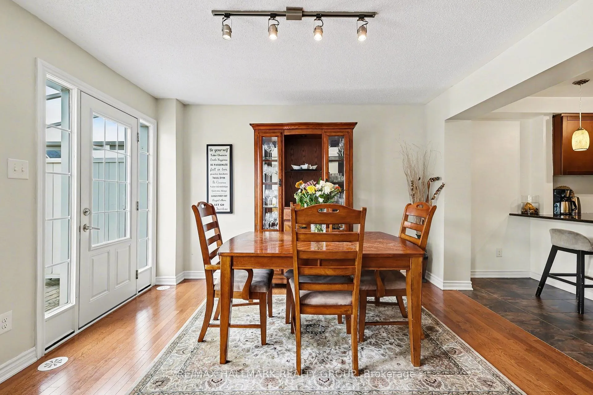 Photo 15 of 2516 Nutgrove Avenue, Ottawa, Barrhaven - Half Moon Bay — HOMEH