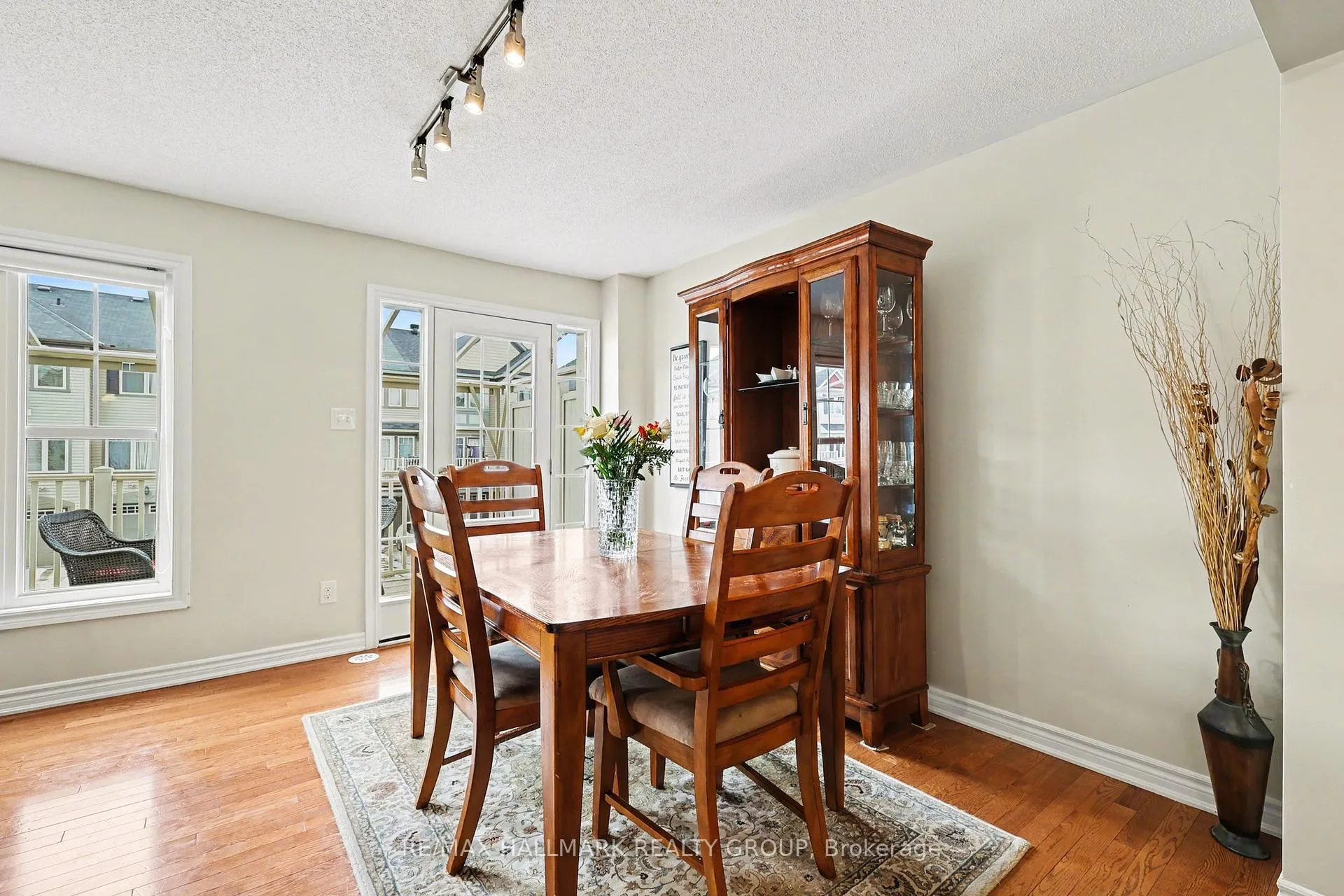 Photo 16 of 2516 Nutgrove Avenue, Ottawa, Barrhaven - Half Moon Bay — HOMEH