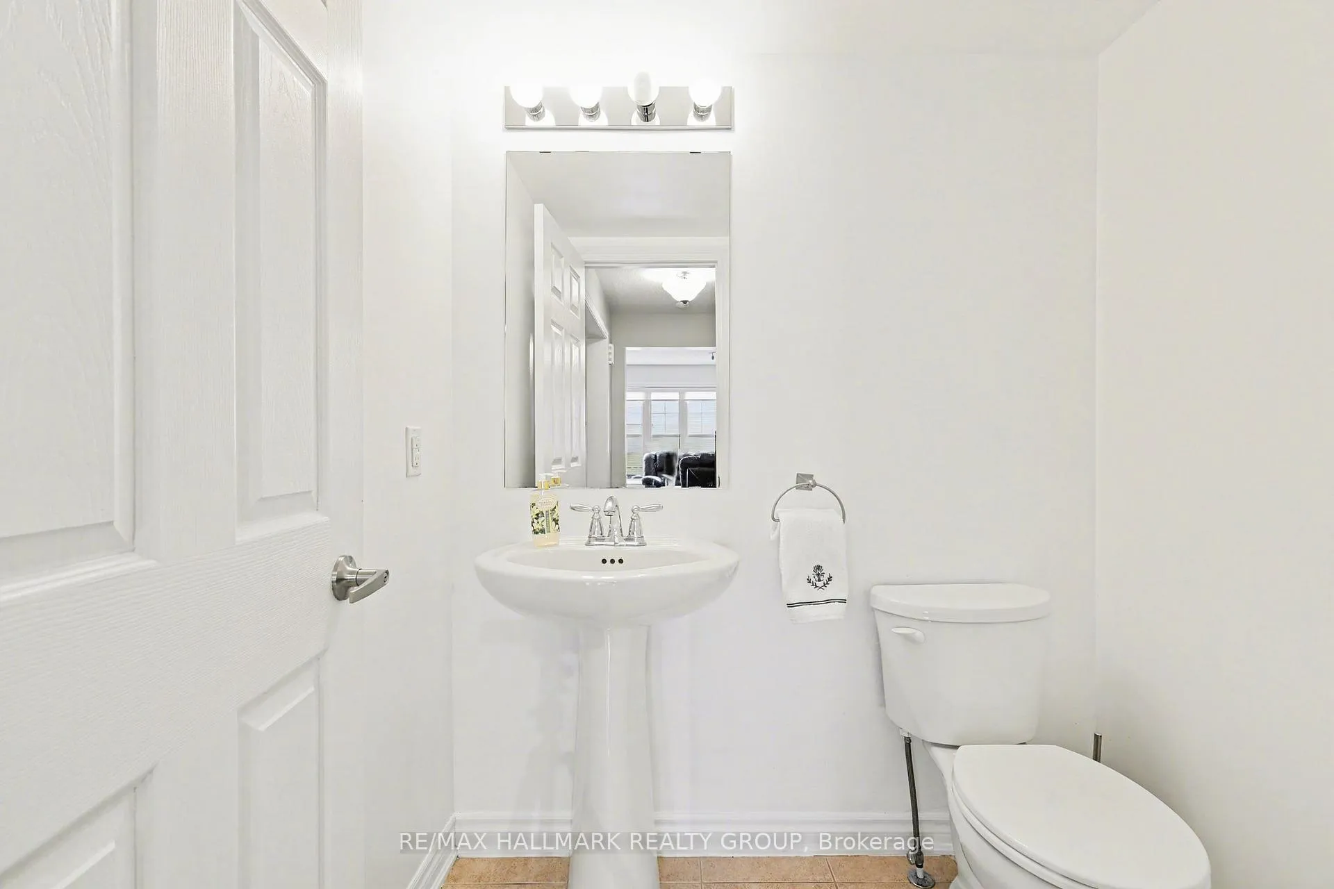 Photo 24 of 2516 Nutgrove Avenue, Ottawa, Barrhaven - Half Moon Bay — HOMEH