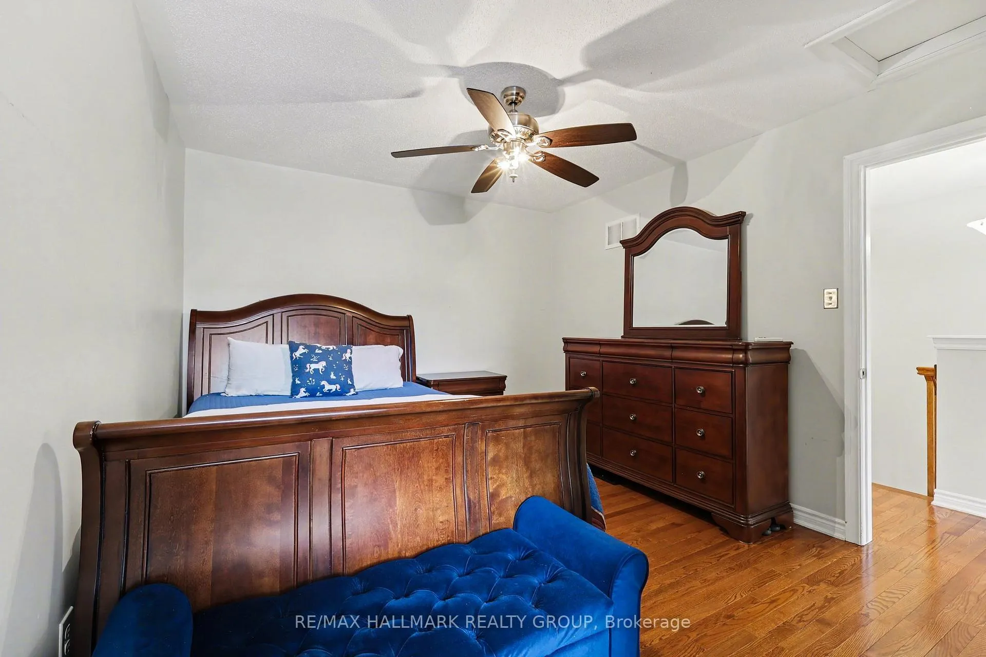 Photo 31 of 2516 Nutgrove Avenue, Ottawa, Barrhaven - Half Moon Bay — HOMEH