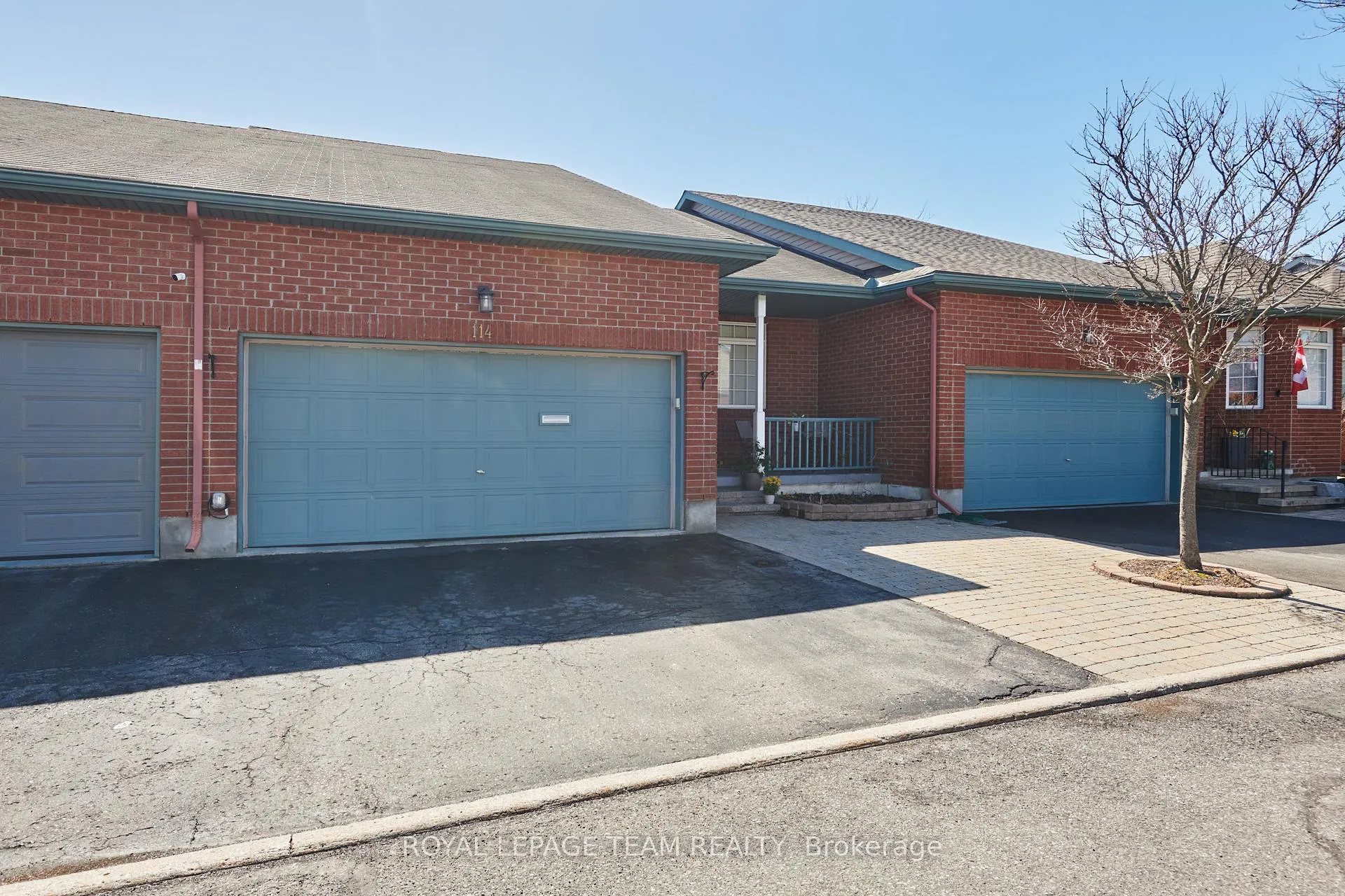 Photo 3 of 114 Bartlett Private, Ottawa, Hunt Club/Western Community — HOMEH