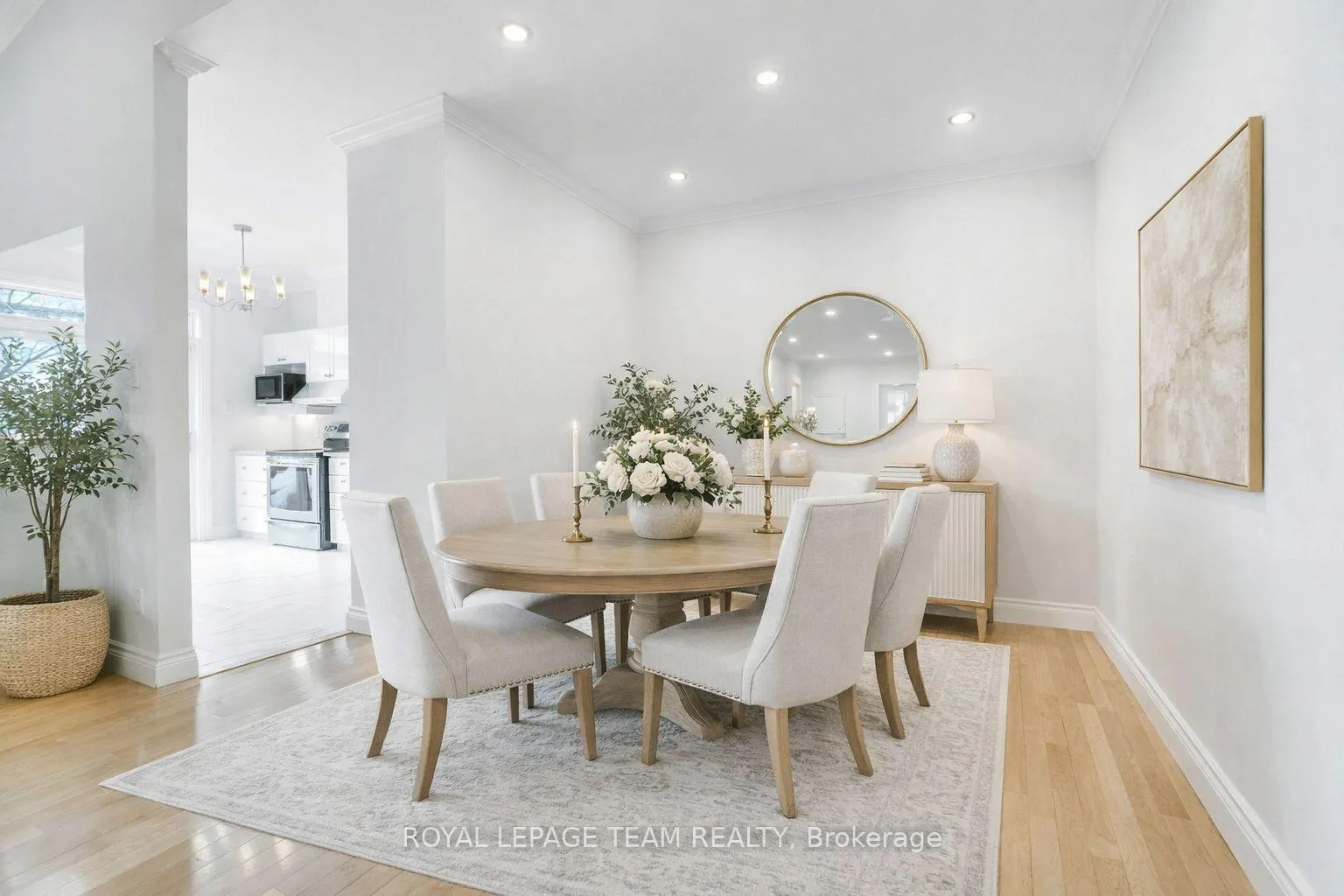 Photo 12 of 114 Bartlett Private, Ottawa, Hunt Club/Western Community — HOMEH