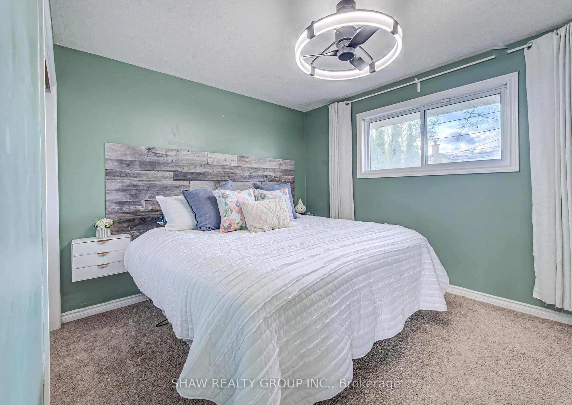 Photo 24 of 32 Ravine Drive, Cambridge — HOMEH