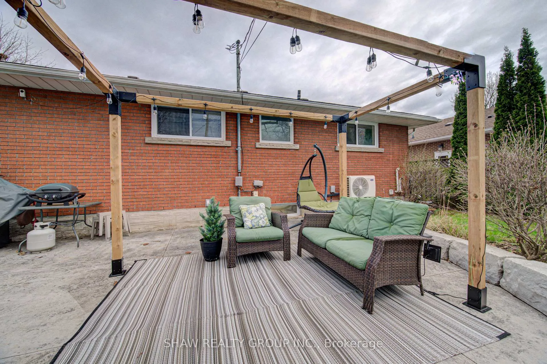 Photo 41 of 32 Ravine Drive, Cambridge — HOMEH