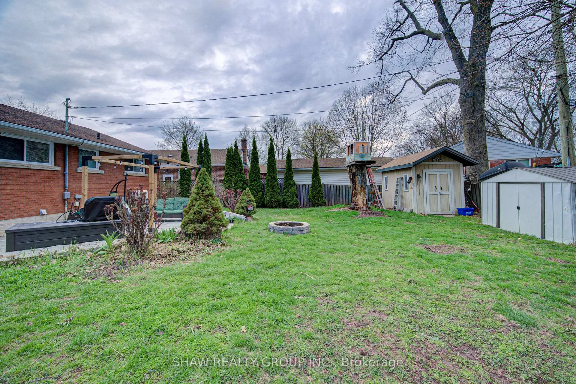 Photo 42 of 32 Ravine Drive, Cambridge — HOMEH
