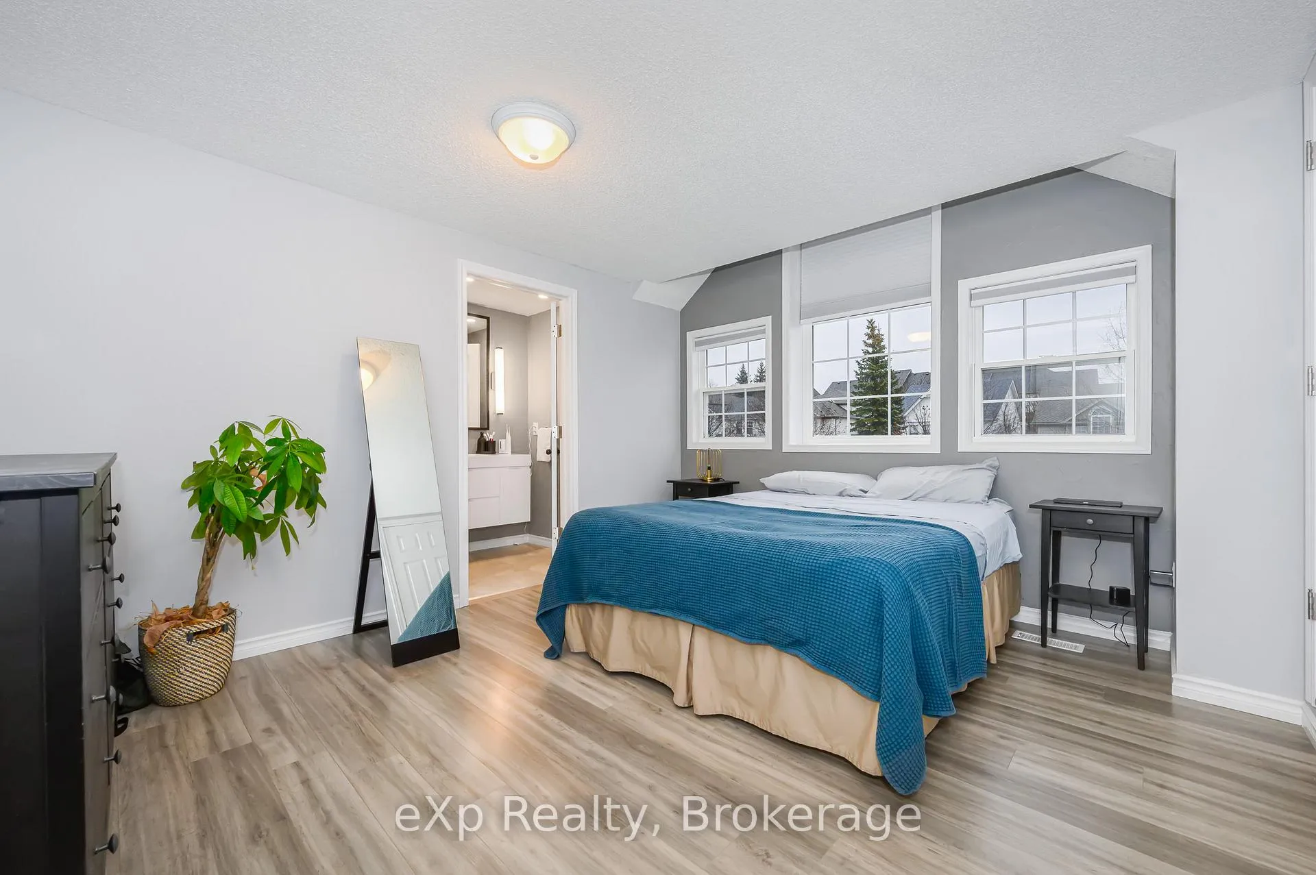 Photo 12 of 51 Mccurdy Road, Guelph, Kortright West — HOMEH