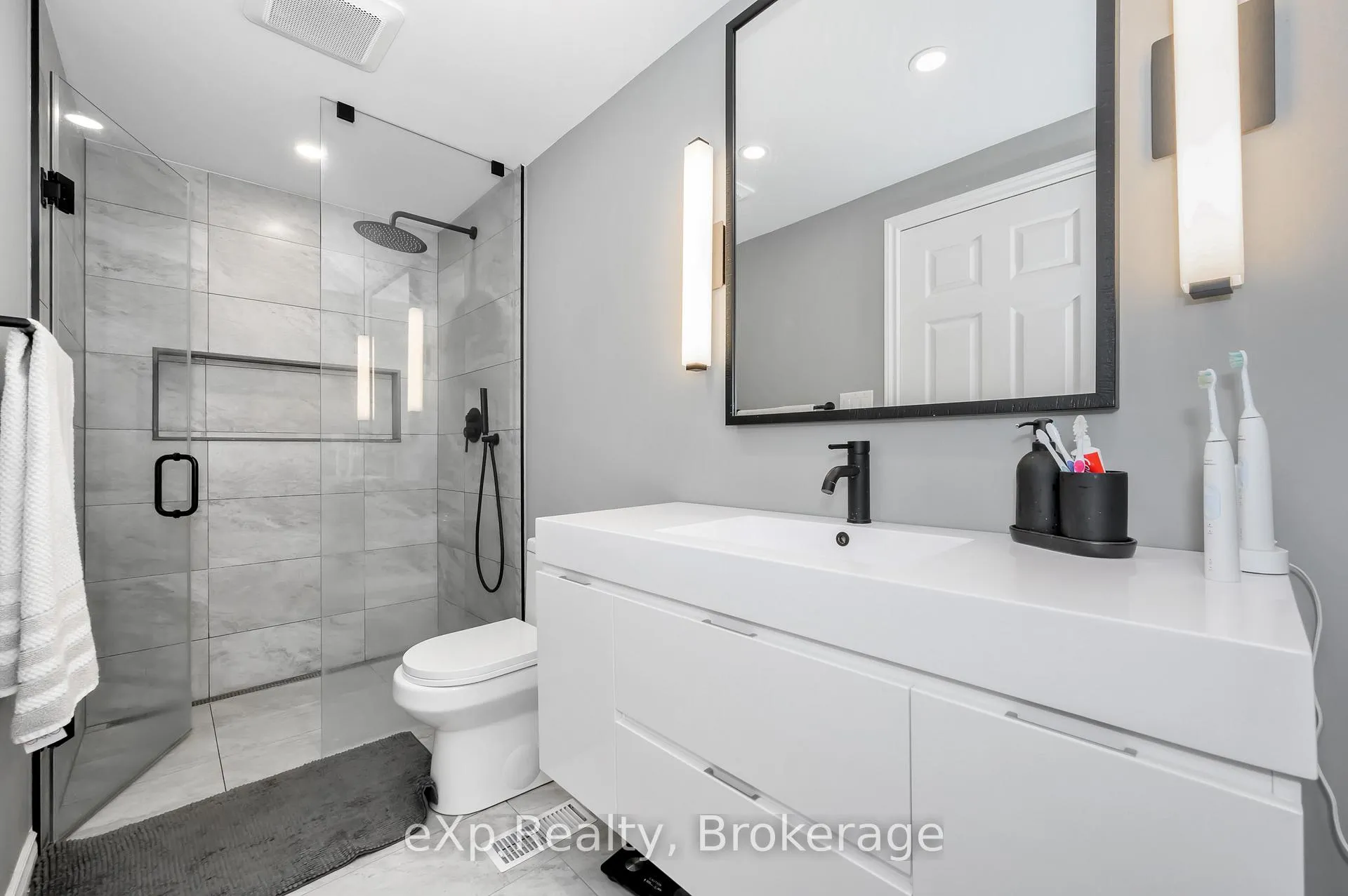 Photo 14 of 51 Mccurdy Road, Guelph, Kortright West — HOMEH