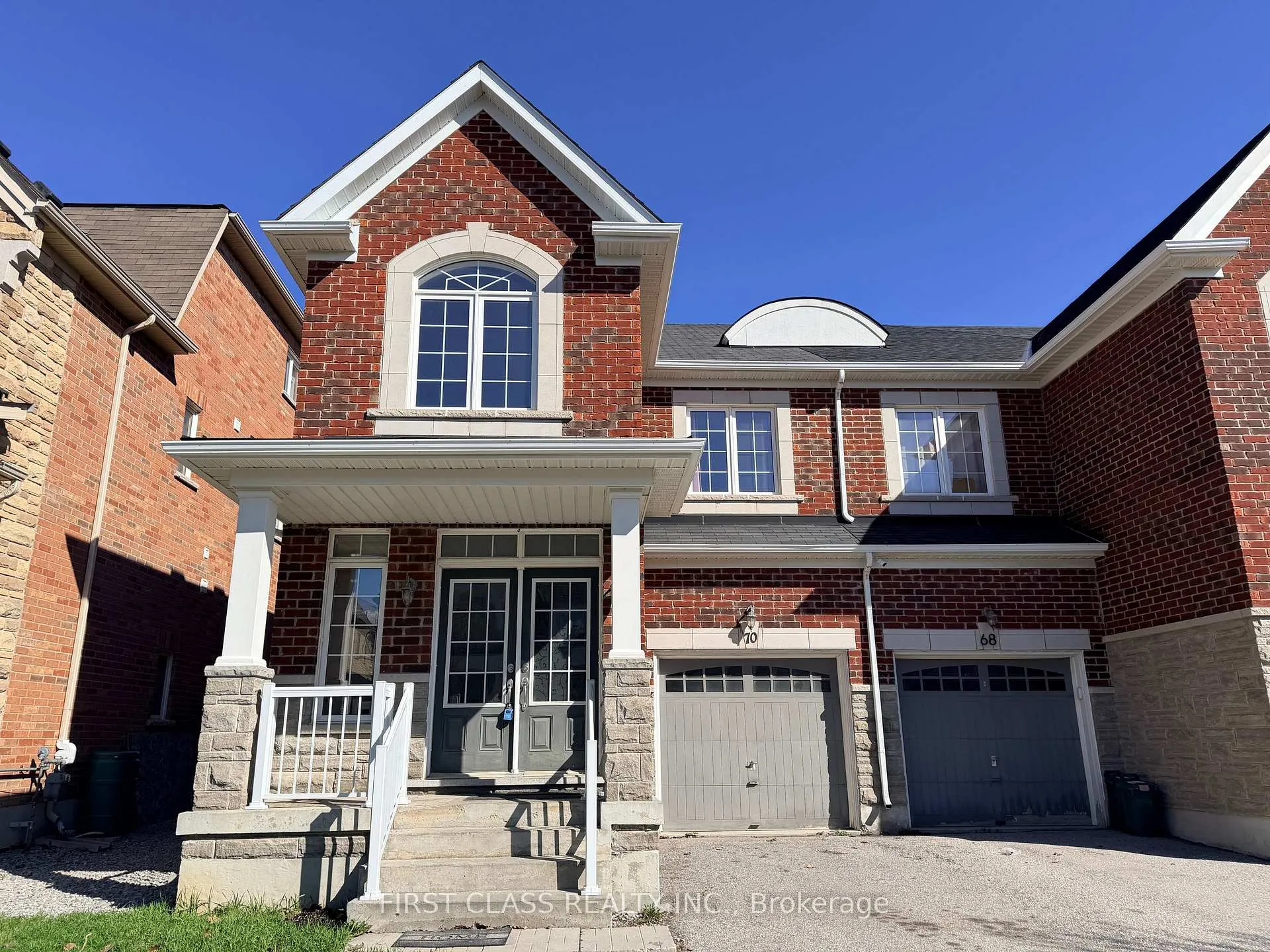 Front of 70 Livante Court