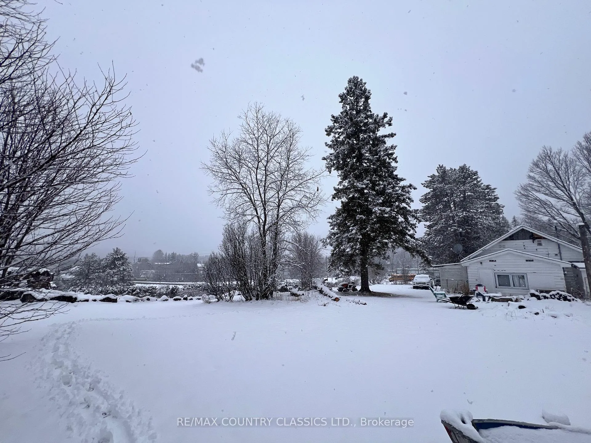 Photo 14 of 29606 60 Hwy, South Algonquin — HOMEH