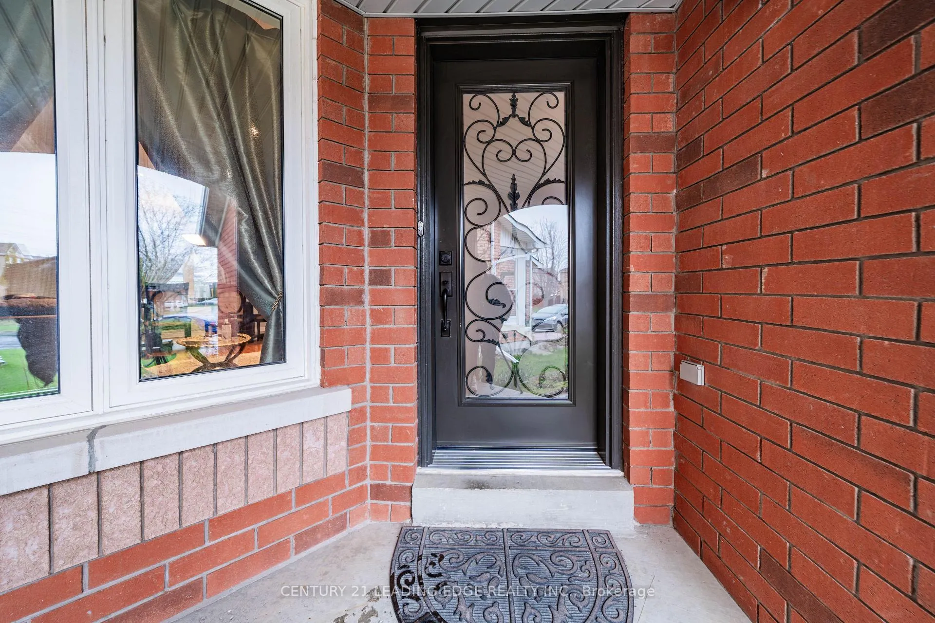 Photo 8 of 146 Roxbury Street, Markham, Rouge River Estates — HOMEH