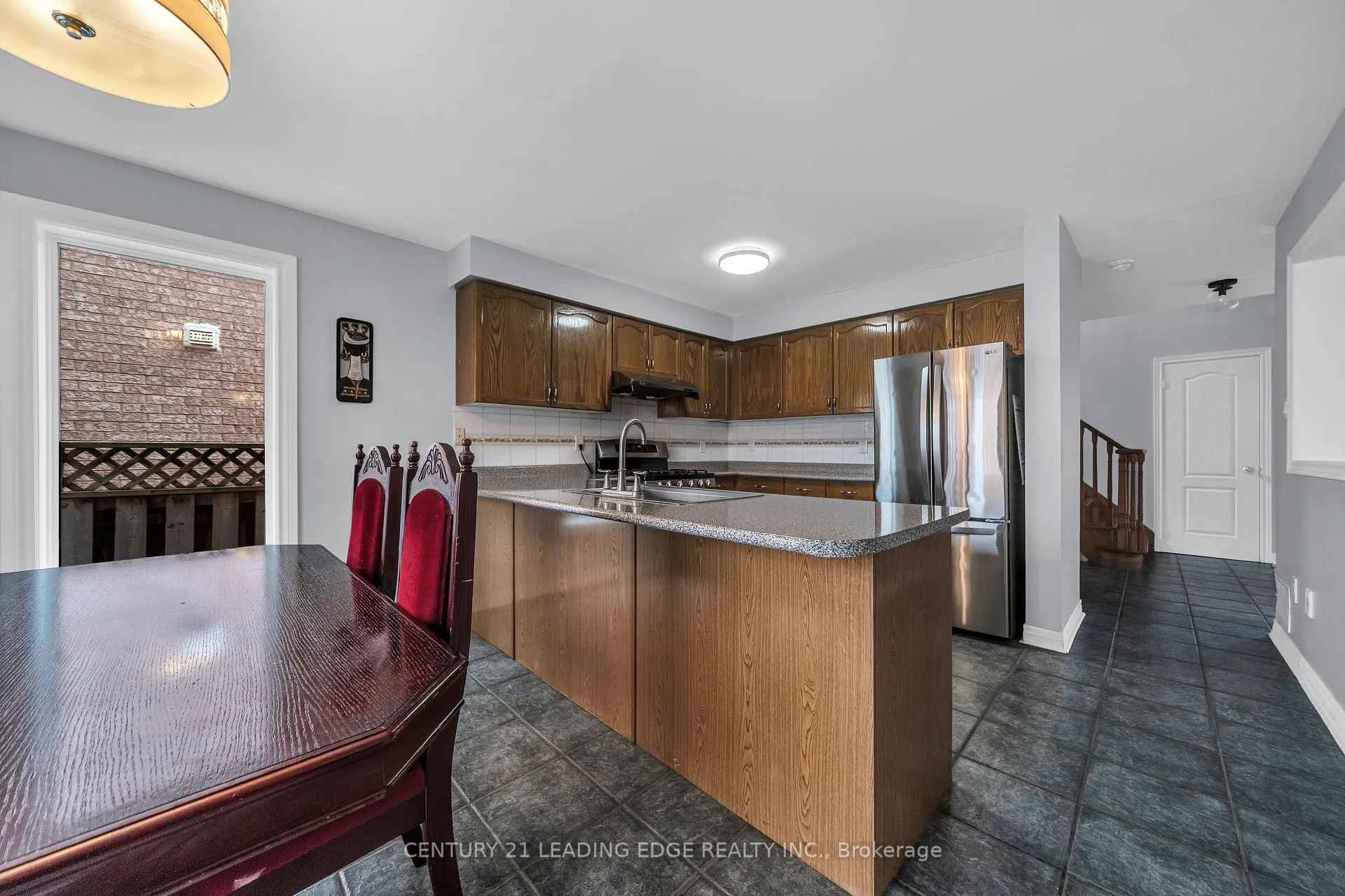 Photo 14 of 146 Roxbury Street, Markham, Rouge River Estates — HOMEH
