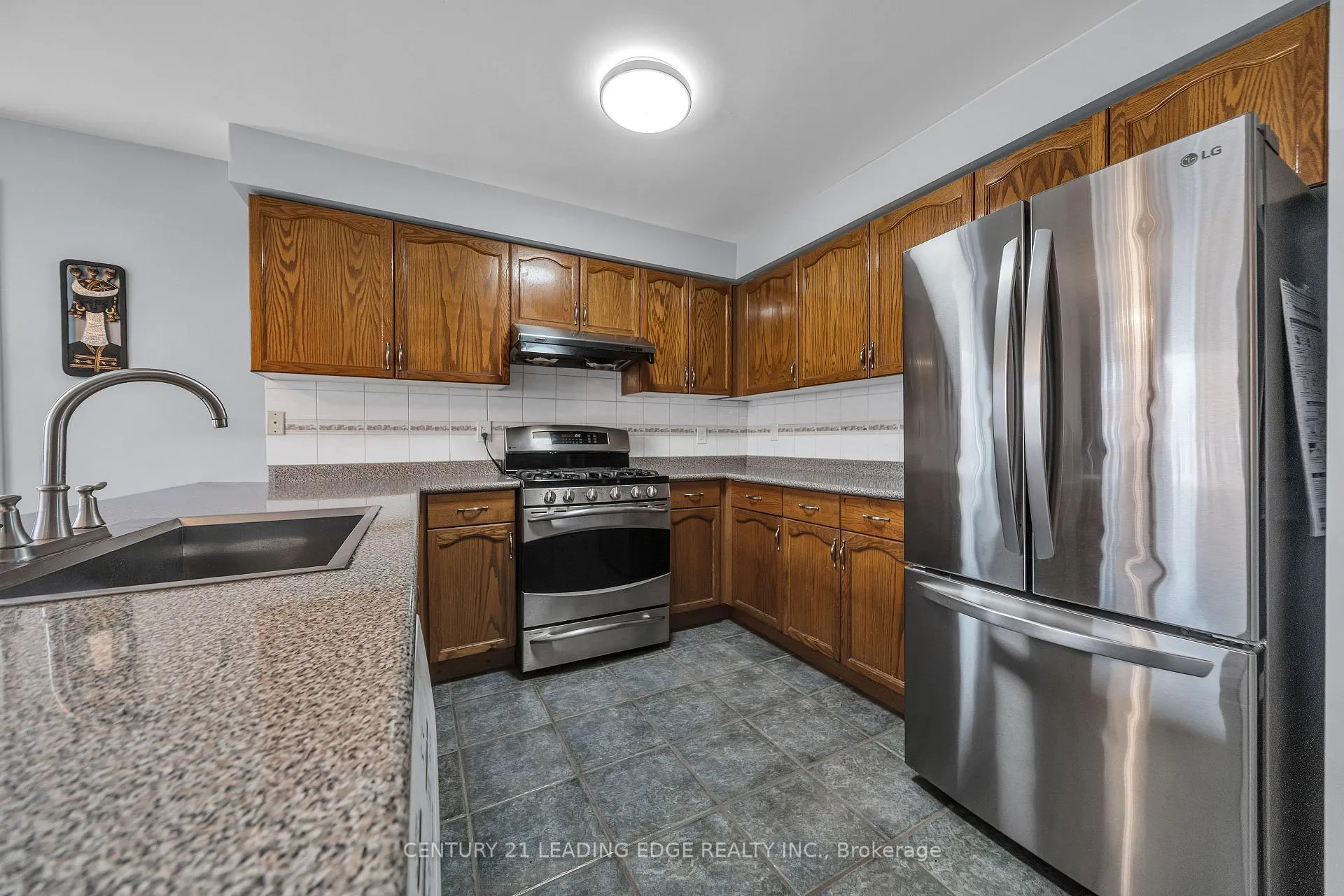 Photo 16 of 146 Roxbury Street, Markham, Rouge River Estates — HOMEH